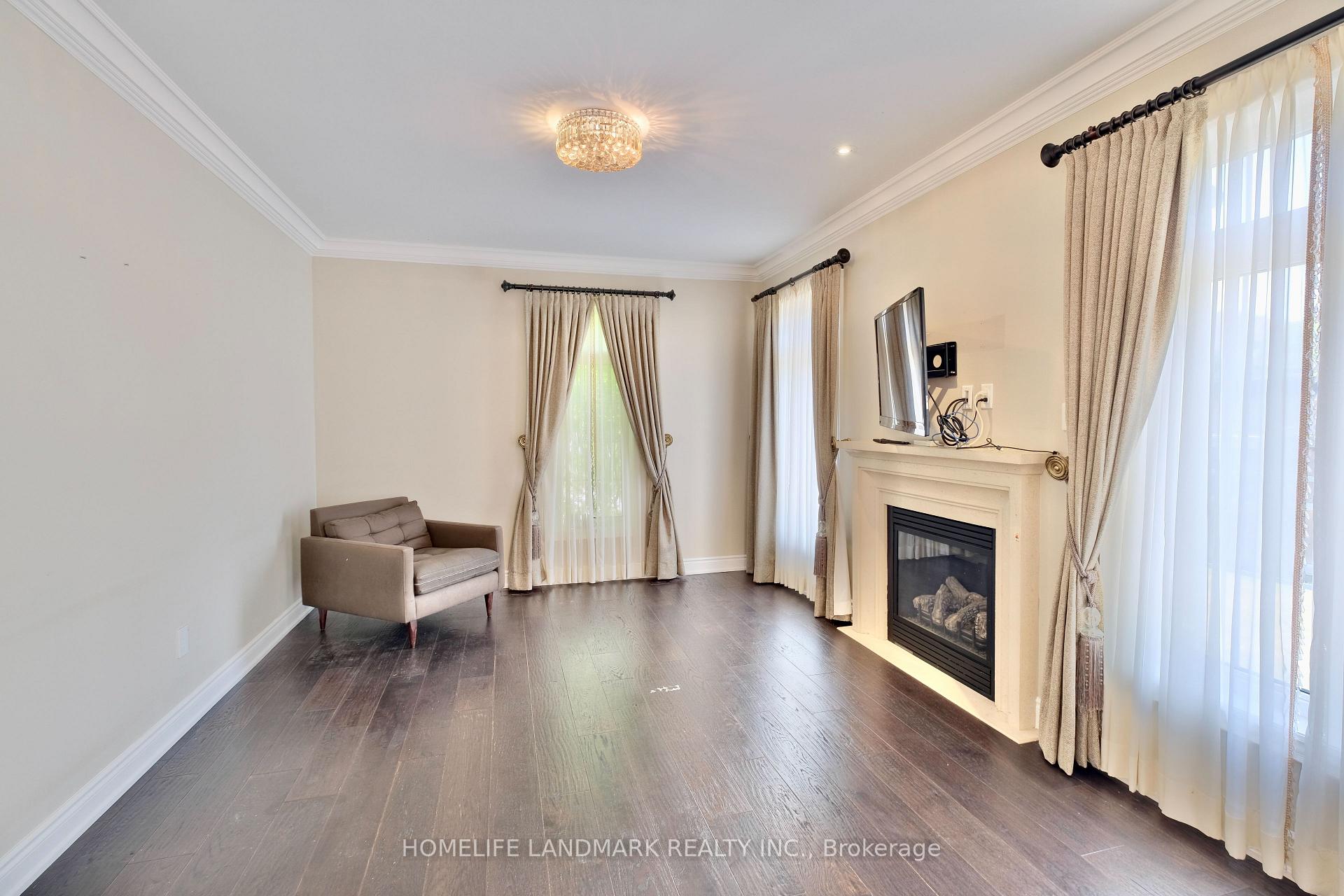 Photo 16 of 2 Drake Street, Vaughan, Vellore Village — HOMEH