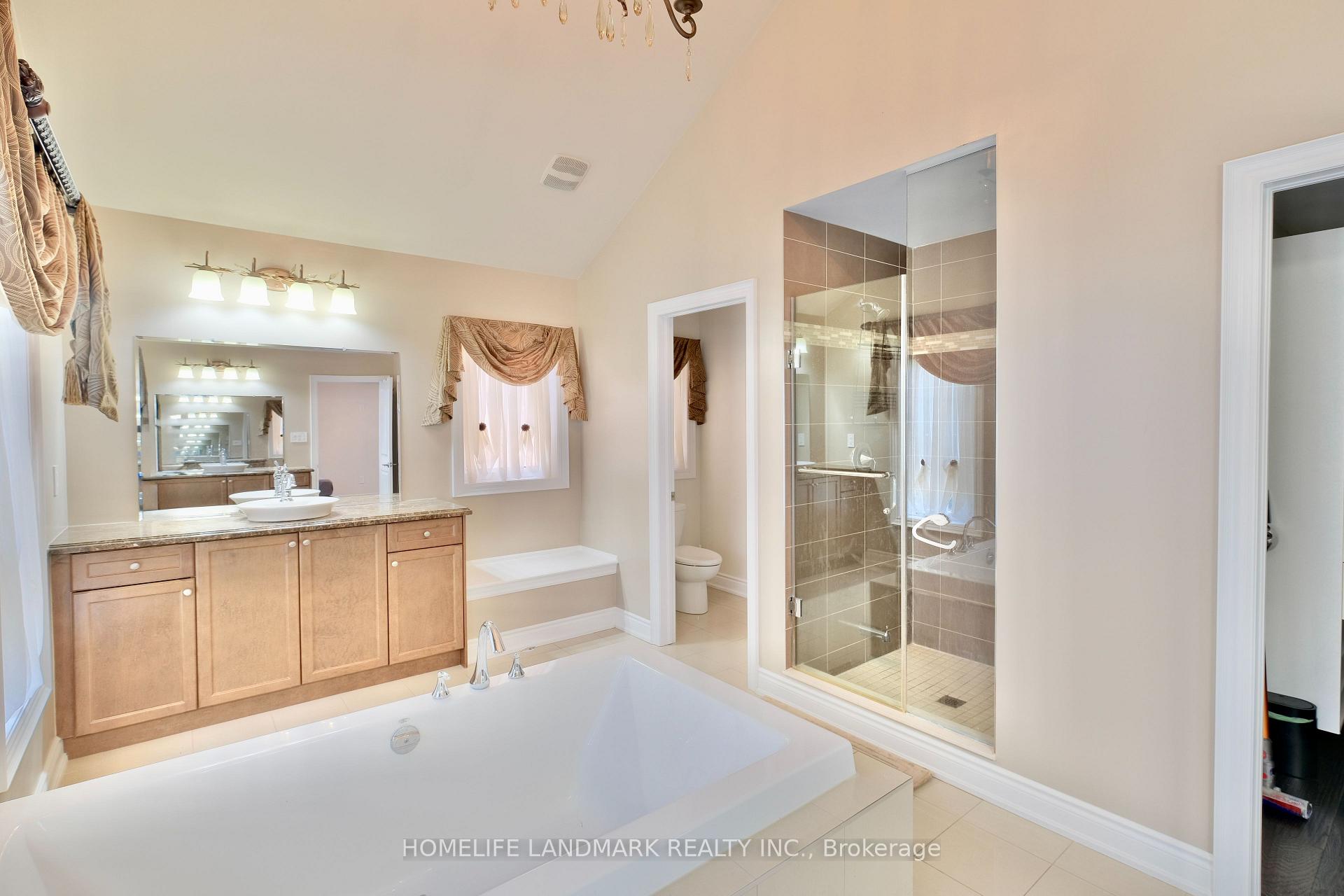 Photo 18 of 2 Drake Street, Vaughan, Vellore Village — HOMEH
