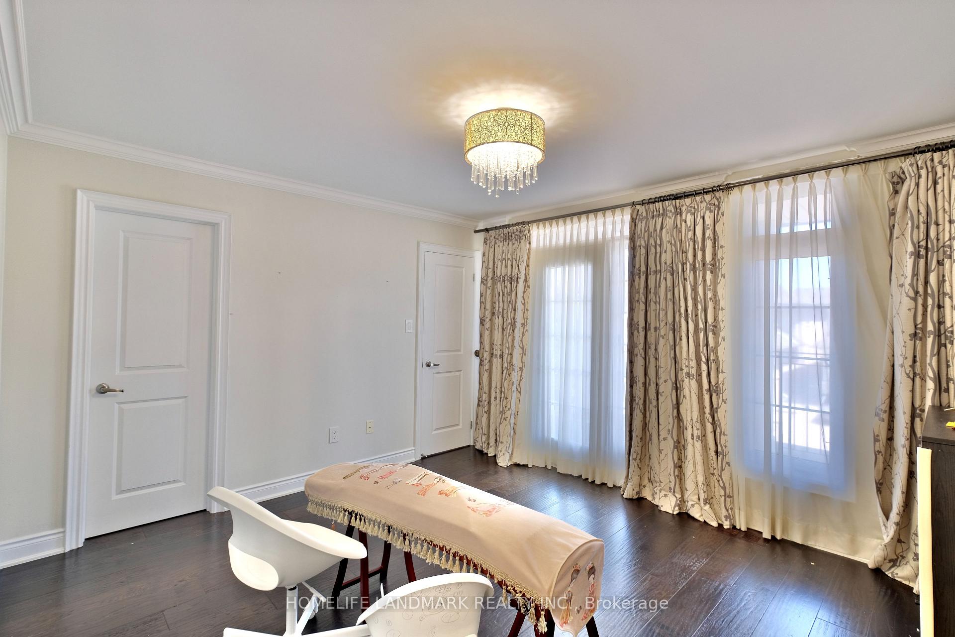 Photo 26 of 2 Drake Street, Vaughan, Vellore Village — HOMEH