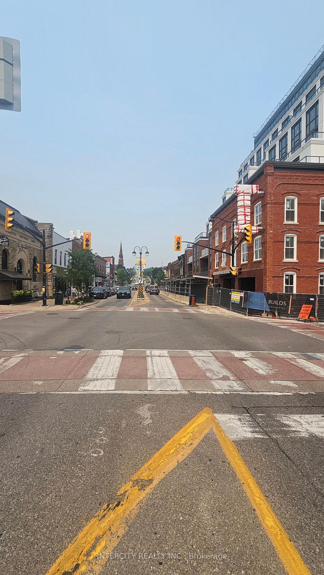 Photo 4 of 79 Main Street S, Halton Hills, Georgetown — HOMEH