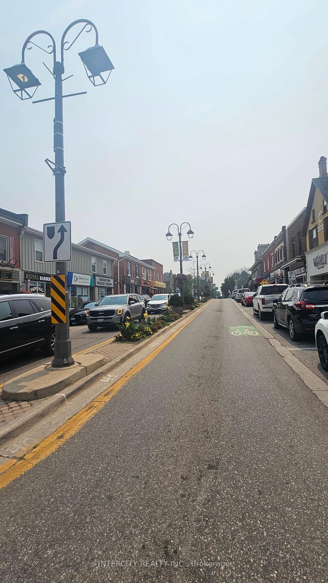 Photo 5 of 79 Main Street S, Halton Hills, Georgetown — HOMEH