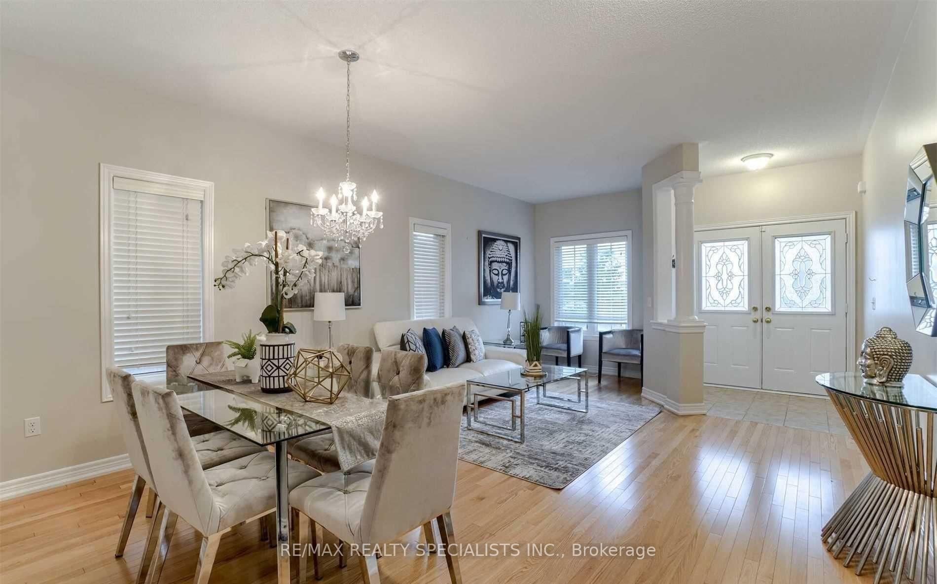 Photo 3 of Unit MAIN & 2ND, 88 Natronia Trail, Brampton, Bram East — HOMEH