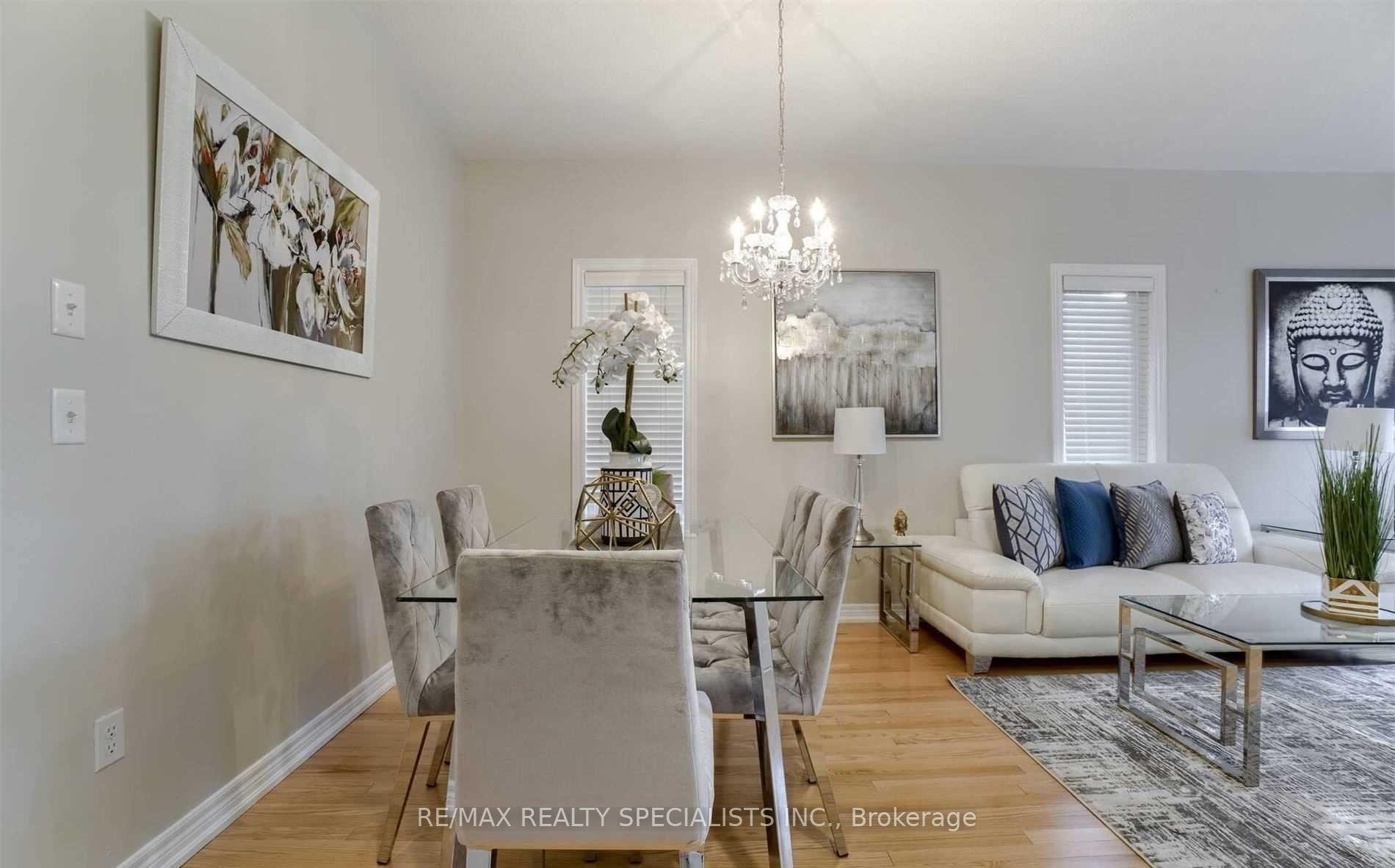 Photo 7 of Unit MAIN & 2ND, 88 Natronia Trail, Brampton, Bram East — HOMEH