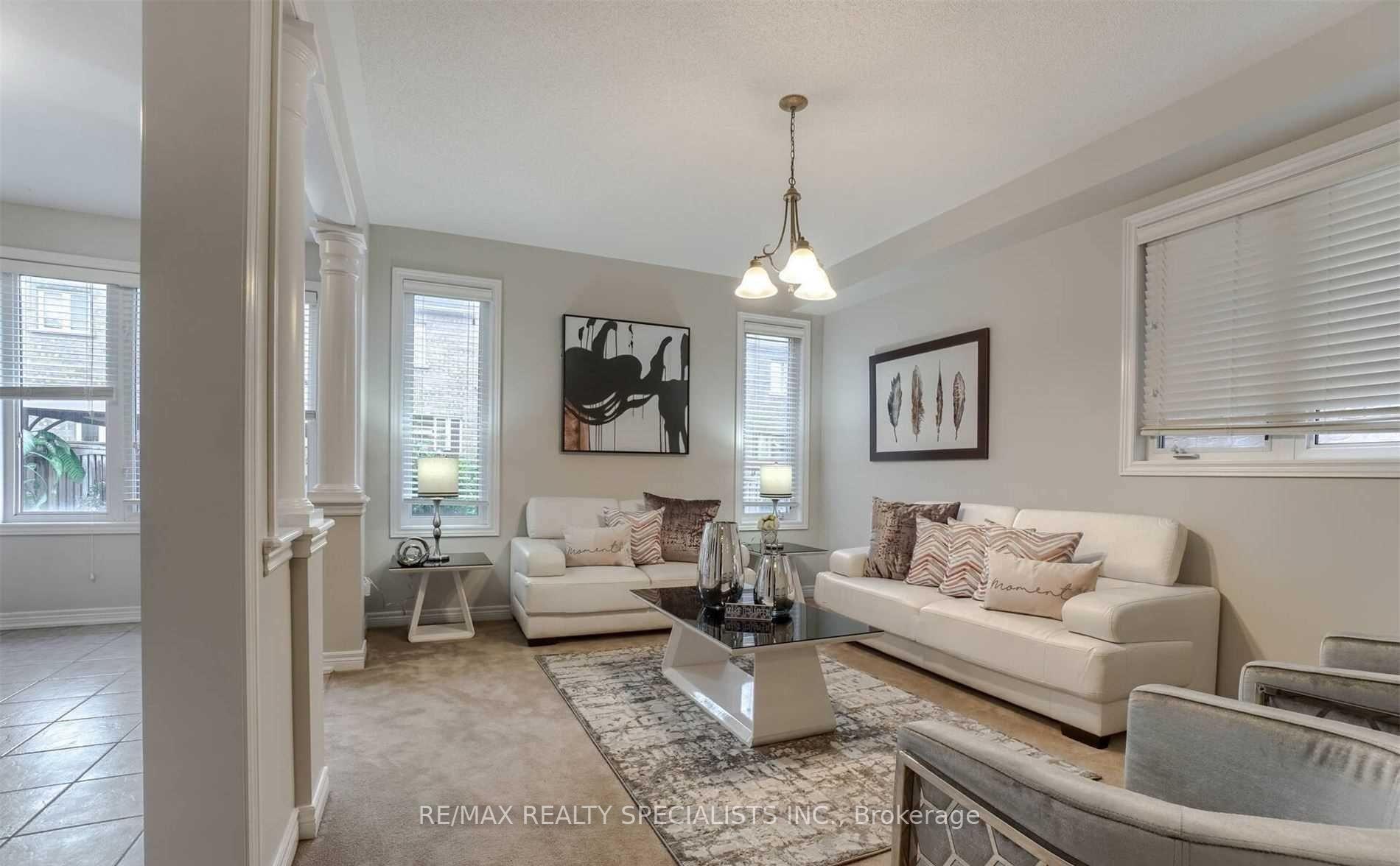 Photo 11 of Unit MAIN & 2ND, 88 Natronia Trail, Brampton, Bram East — HOMEH