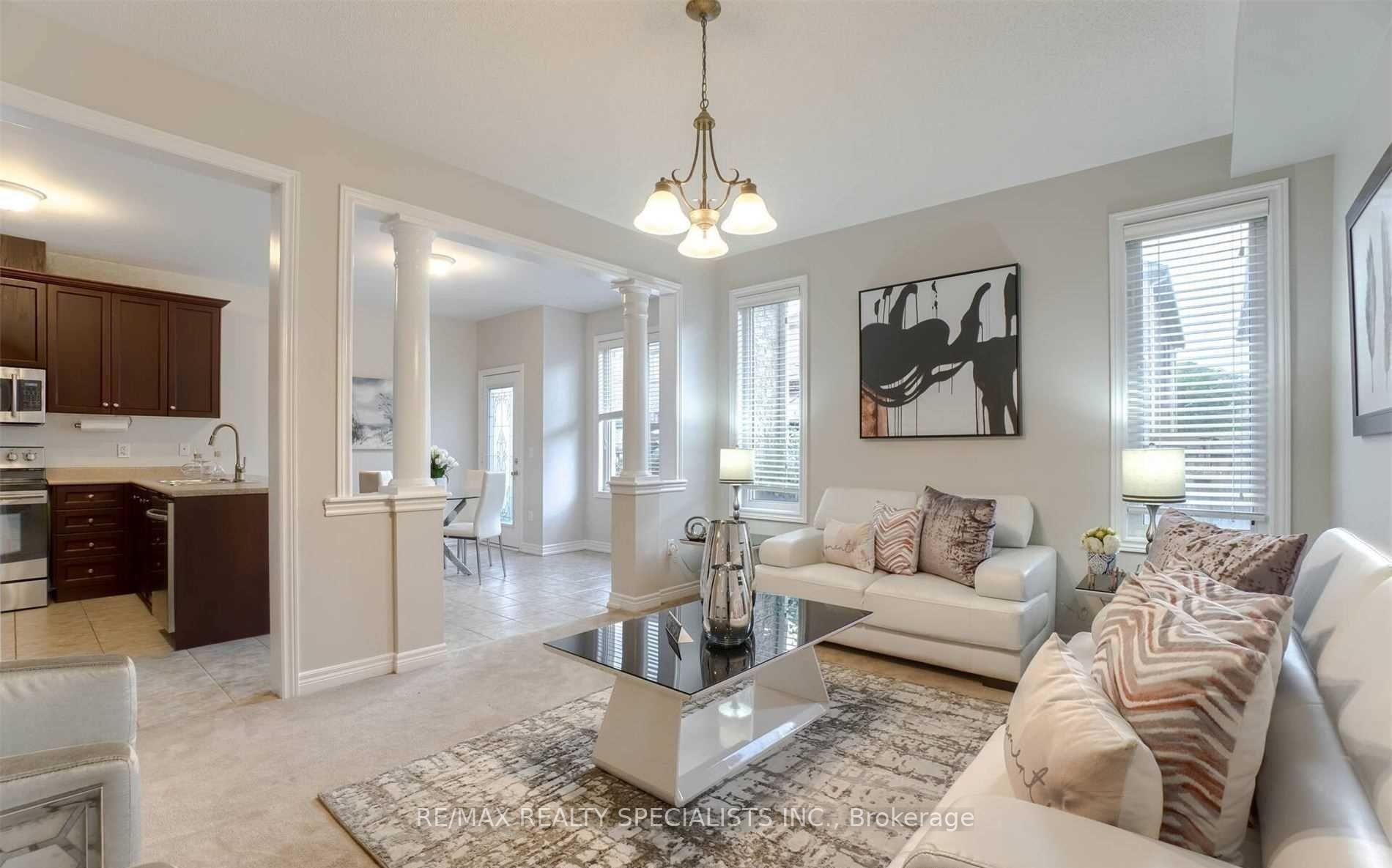 Photo 12 of Unit MAIN & 2ND, 88 Natronia Trail, Brampton, Bram East — HOMEH