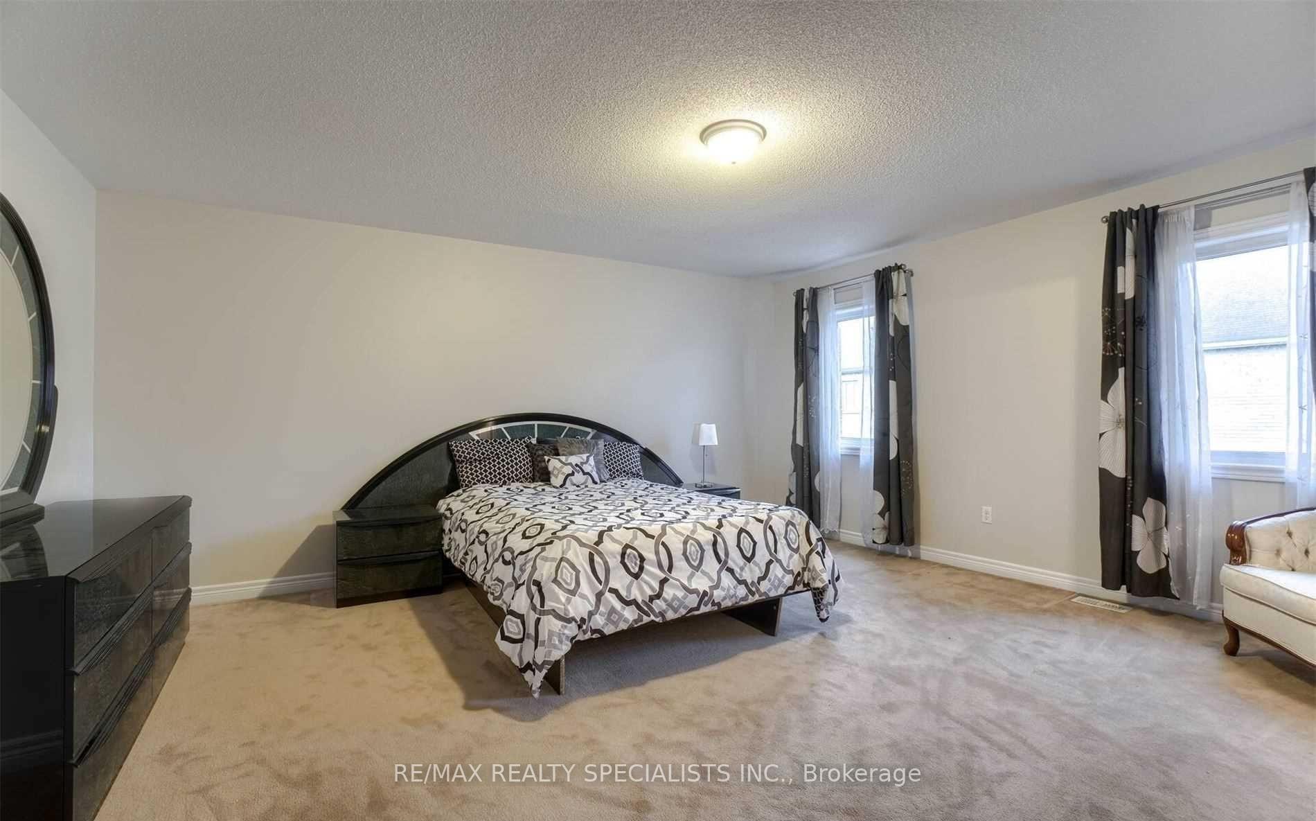 Photo 16 of Unit MAIN & 2ND, 88 Natronia Trail, Brampton, Bram East — HOMEH