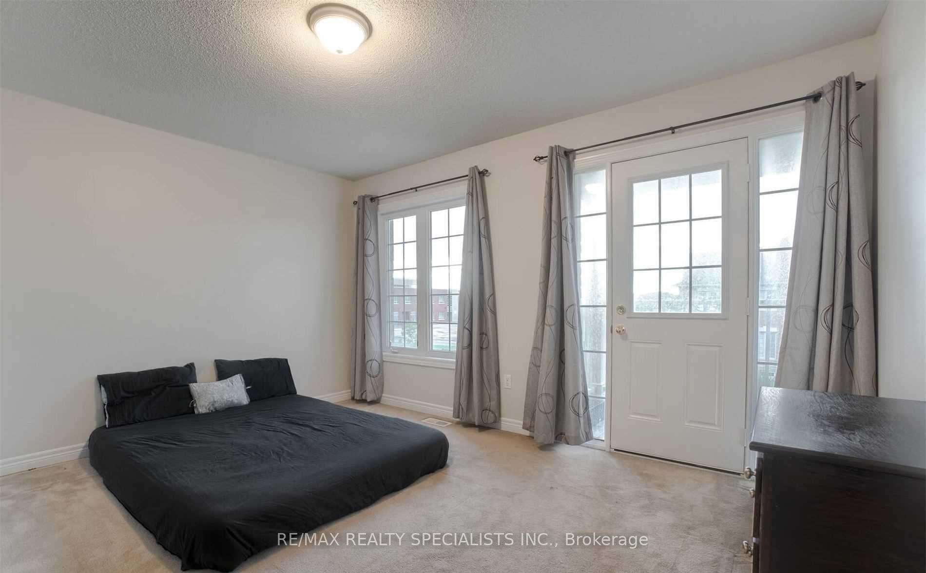 Photo 17 of Unit MAIN & 2ND, 88 Natronia Trail, Brampton, Bram East — HOMEH