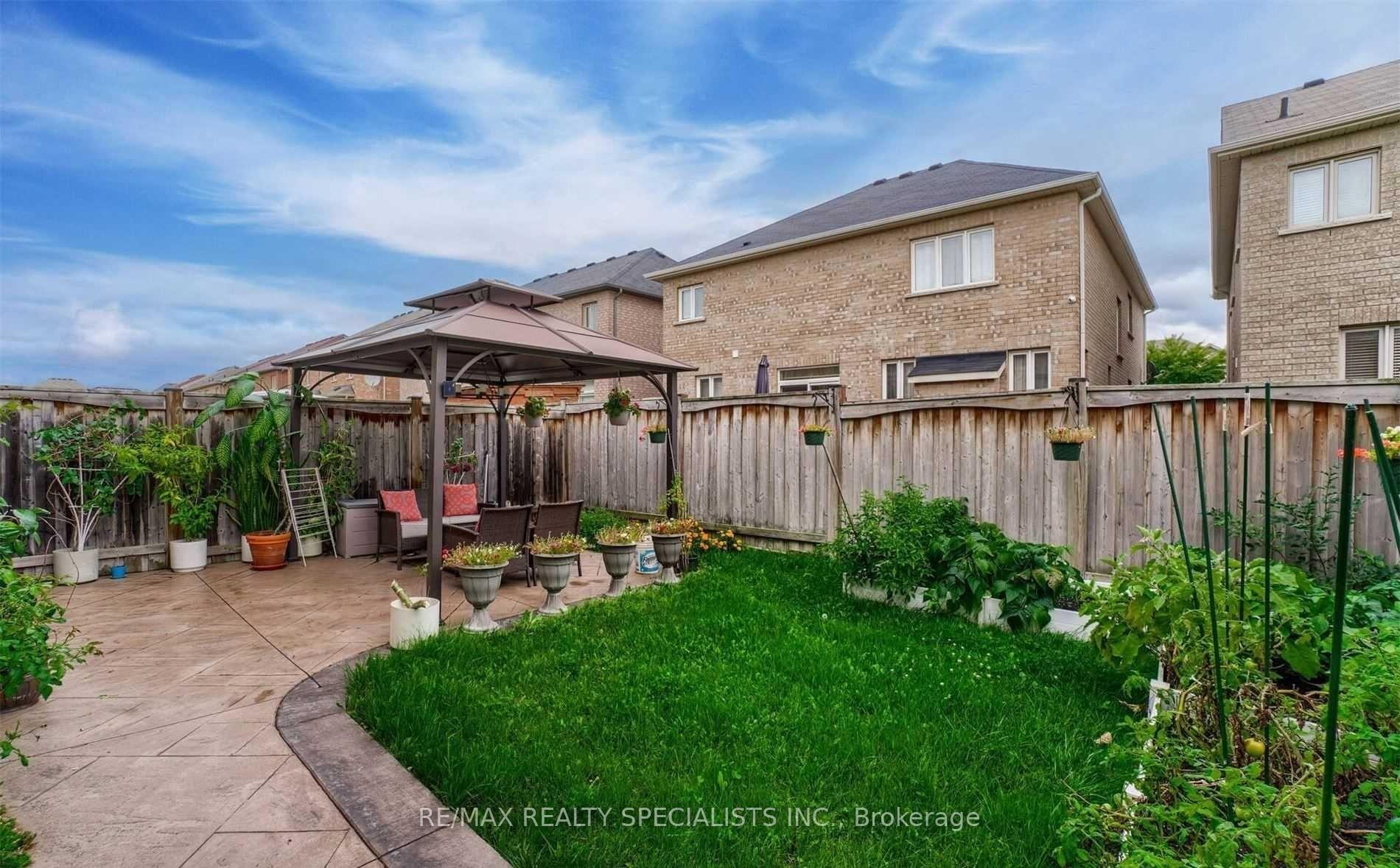 Photo 22 of Unit MAIN & 2ND, 88 Natronia Trail, Brampton, Bram East — HOMEH