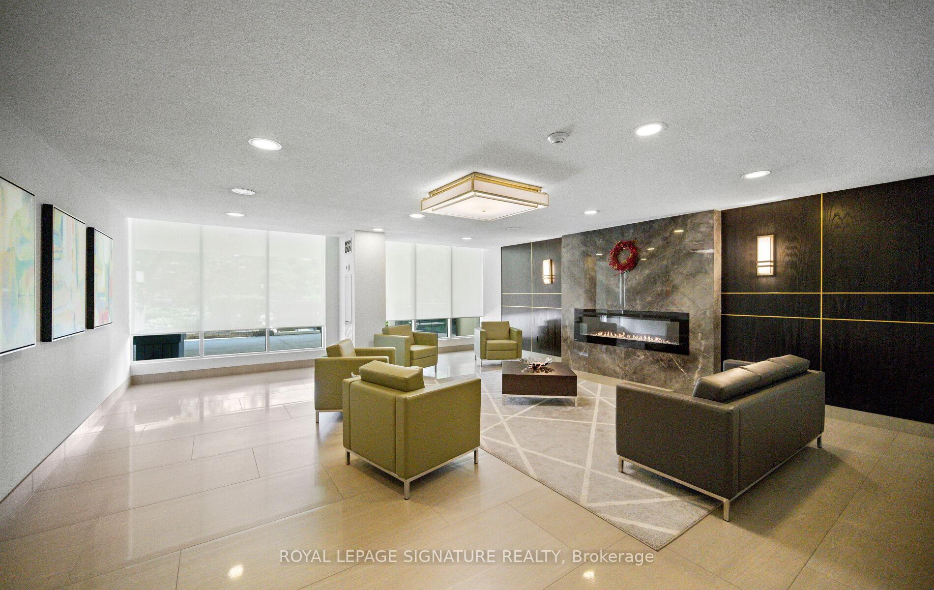 Photo 4 of Unit 606, 820 Burnhamthorpe Road, Etobicoke, Markland Wood — HOMEH