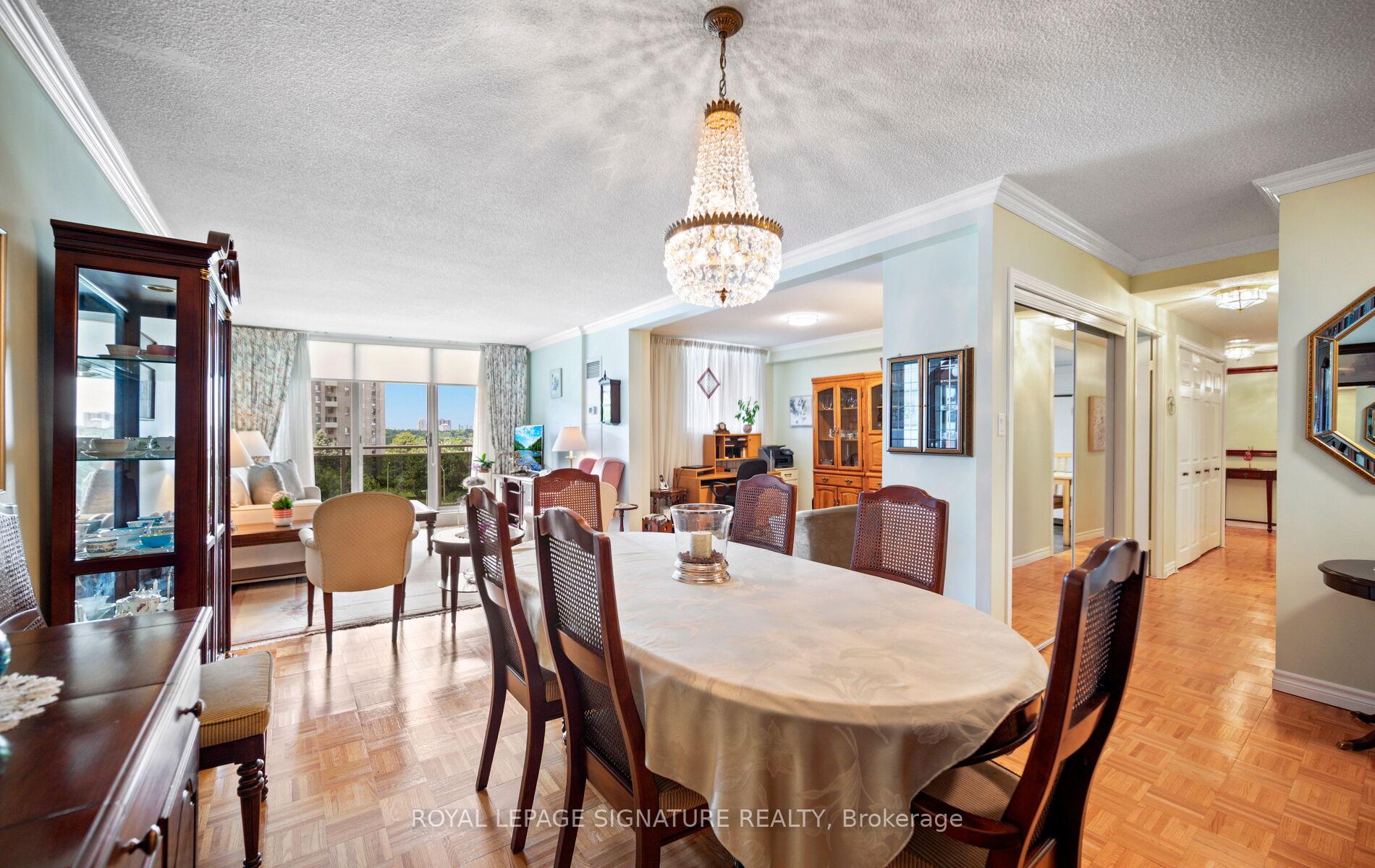 Photo 8 of Unit 606, 820 Burnhamthorpe Road, Etobicoke, Markland Wood — HOMEH
