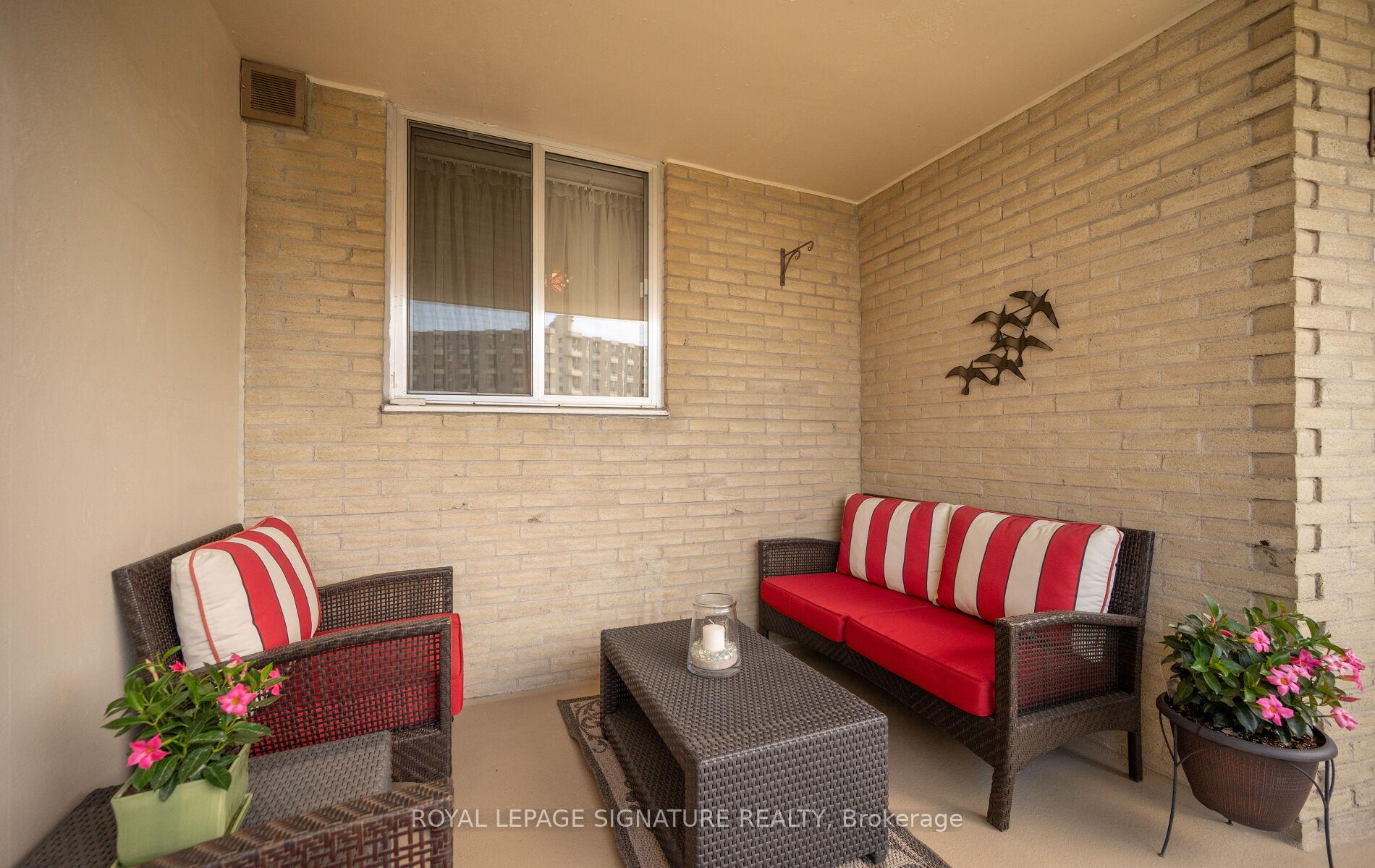 Photo 27 of Unit 606, 820 Burnhamthorpe Road, Etobicoke, Markland Wood — HOMEH