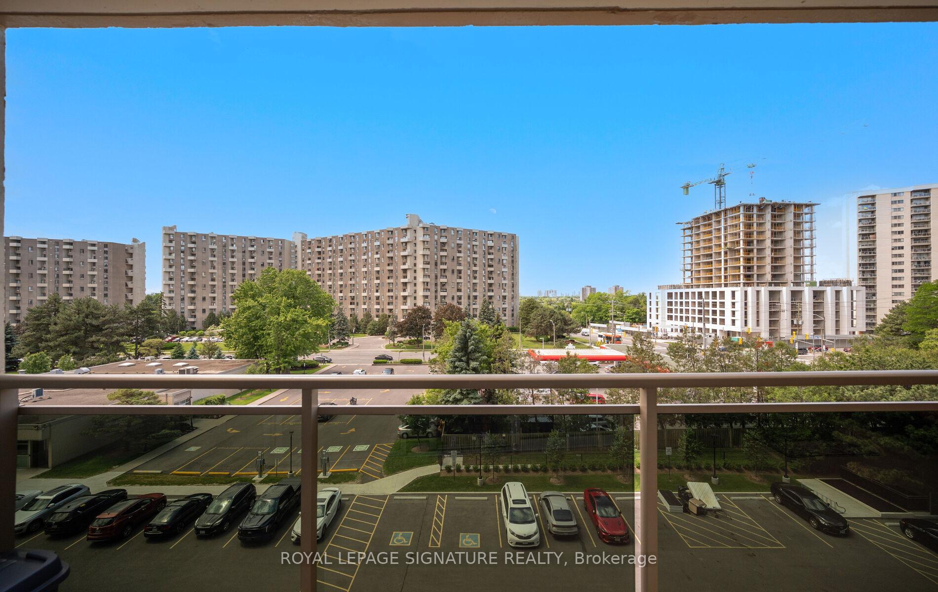 Photo 28 of Unit 606, 820 Burnhamthorpe Road, Etobicoke, Markland Wood — HOMEH