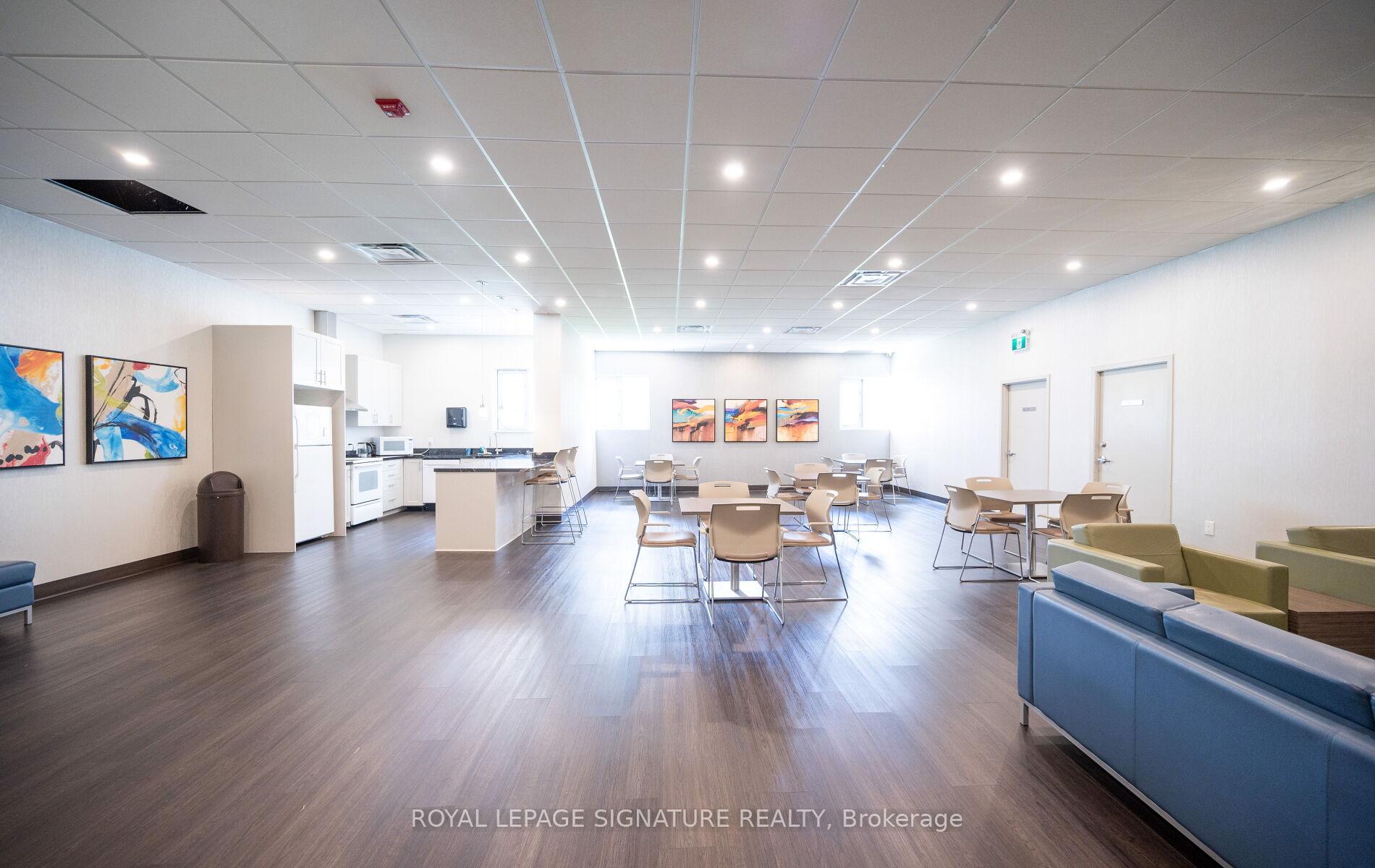 Photo 38 of Unit 606, 820 Burnhamthorpe Road, Etobicoke, Markland Wood — HOMEH