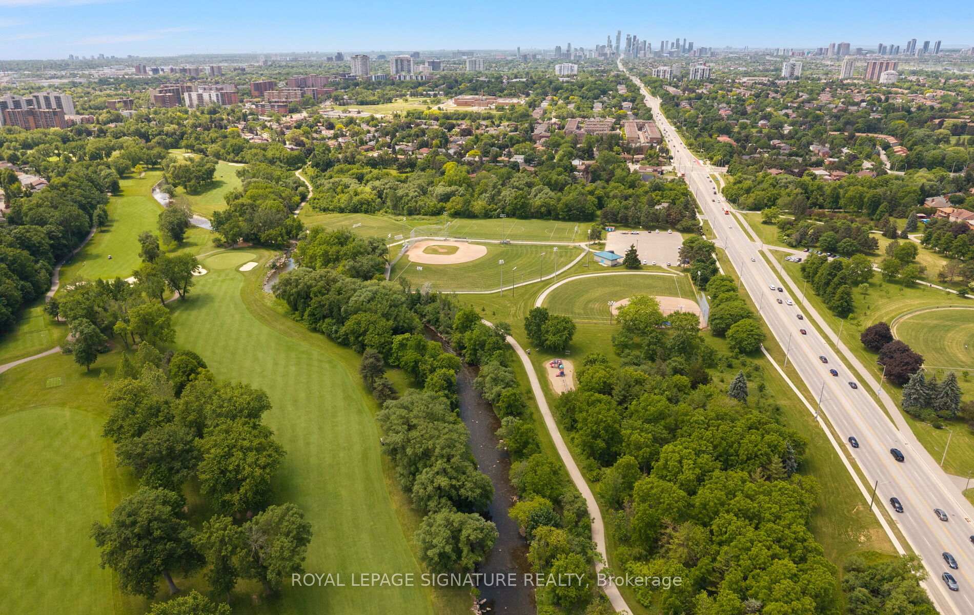 Photo 42 of Unit 606, 820 Burnhamthorpe Road, Etobicoke, Markland Wood — HOMEH