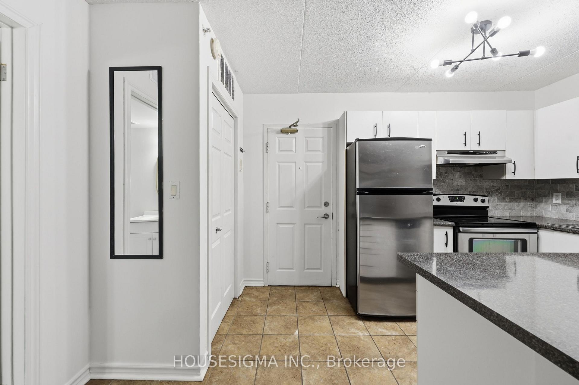 Photo 19 of Unit 203, 4025 Kilmer Drive, Burlington, Tansley — HOMEH