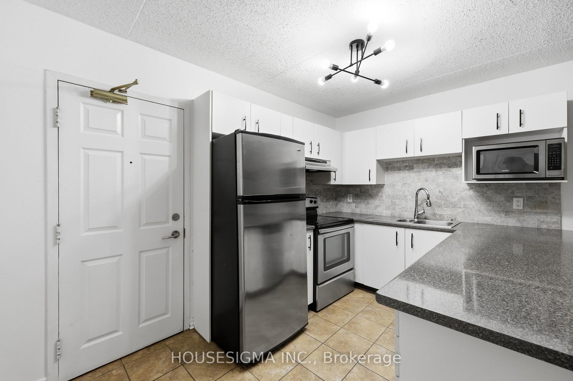 Photo 20 of Unit 203, 4025 Kilmer Drive, Burlington, Tansley — HOMEH