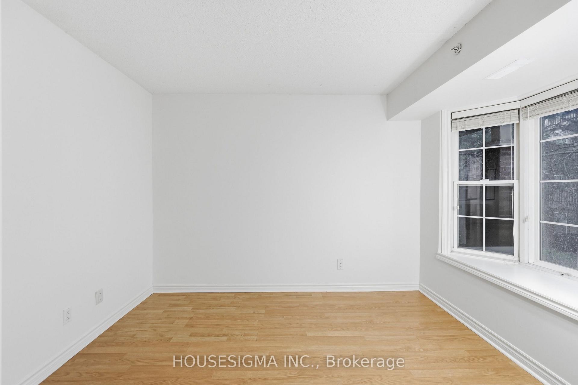 Photo 25 of Unit 203, 4025 Kilmer Drive, Burlington, Tansley — HOMEH