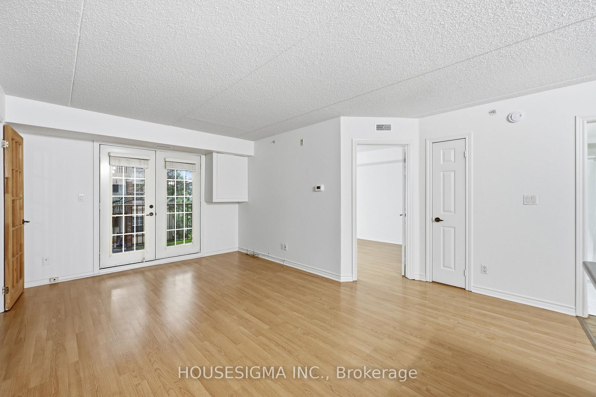 Photo 27 of Unit 203, 4025 Kilmer Drive, Burlington, Tansley — HOMEH