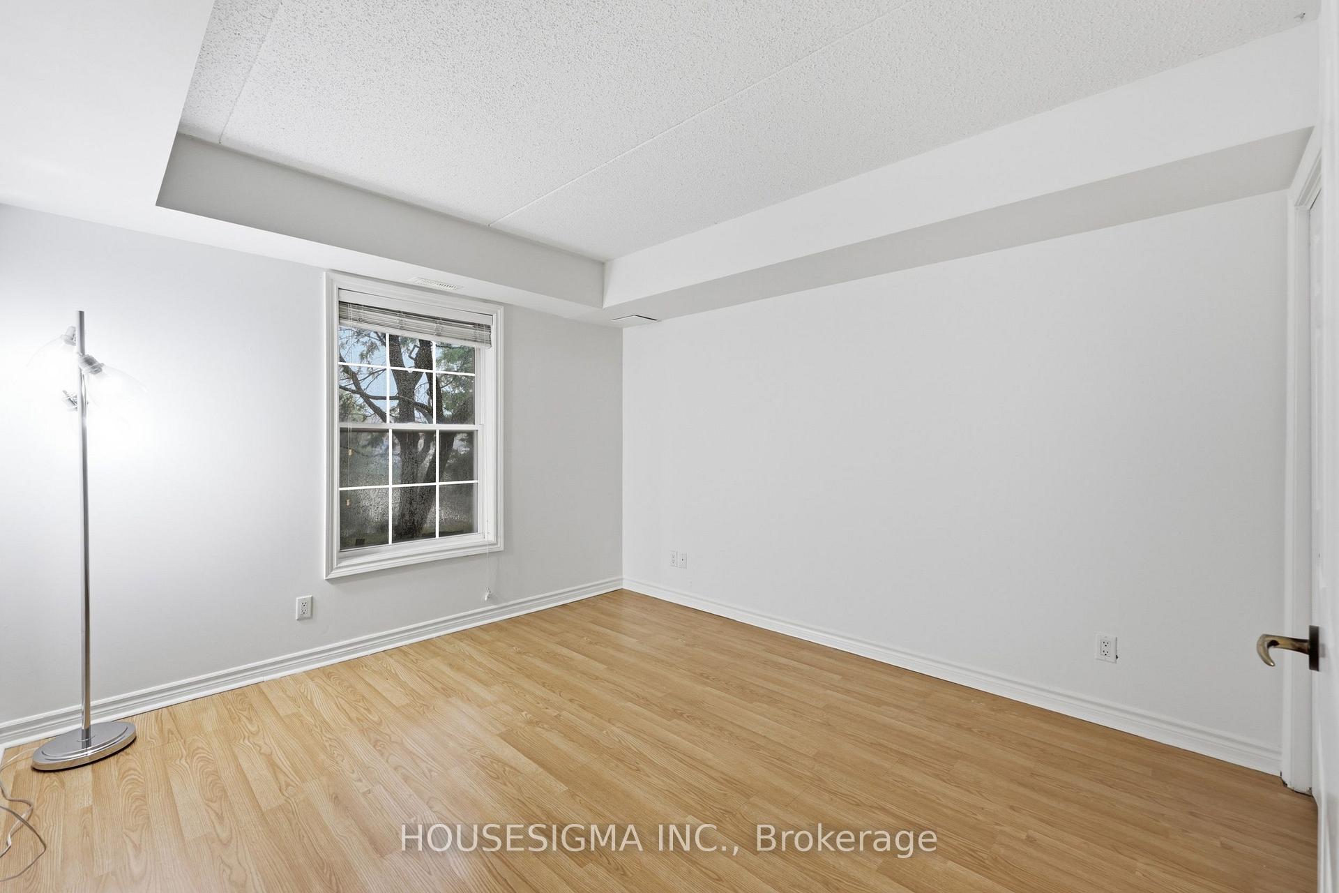 Photo 28 of Unit 203, 4025 Kilmer Drive, Burlington, Tansley — HOMEH