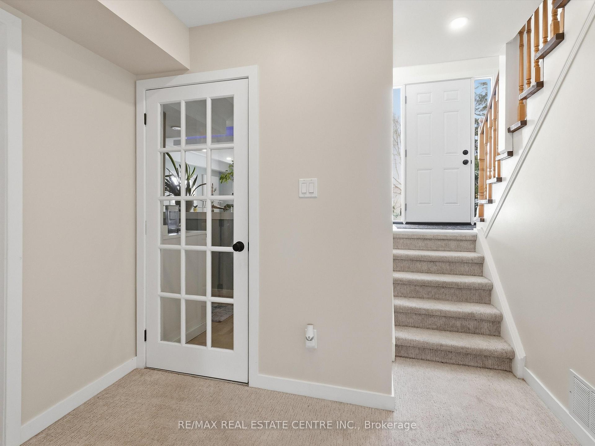 Photo 20 of 318 Shelburne Place, Shelburne — HOMEH
