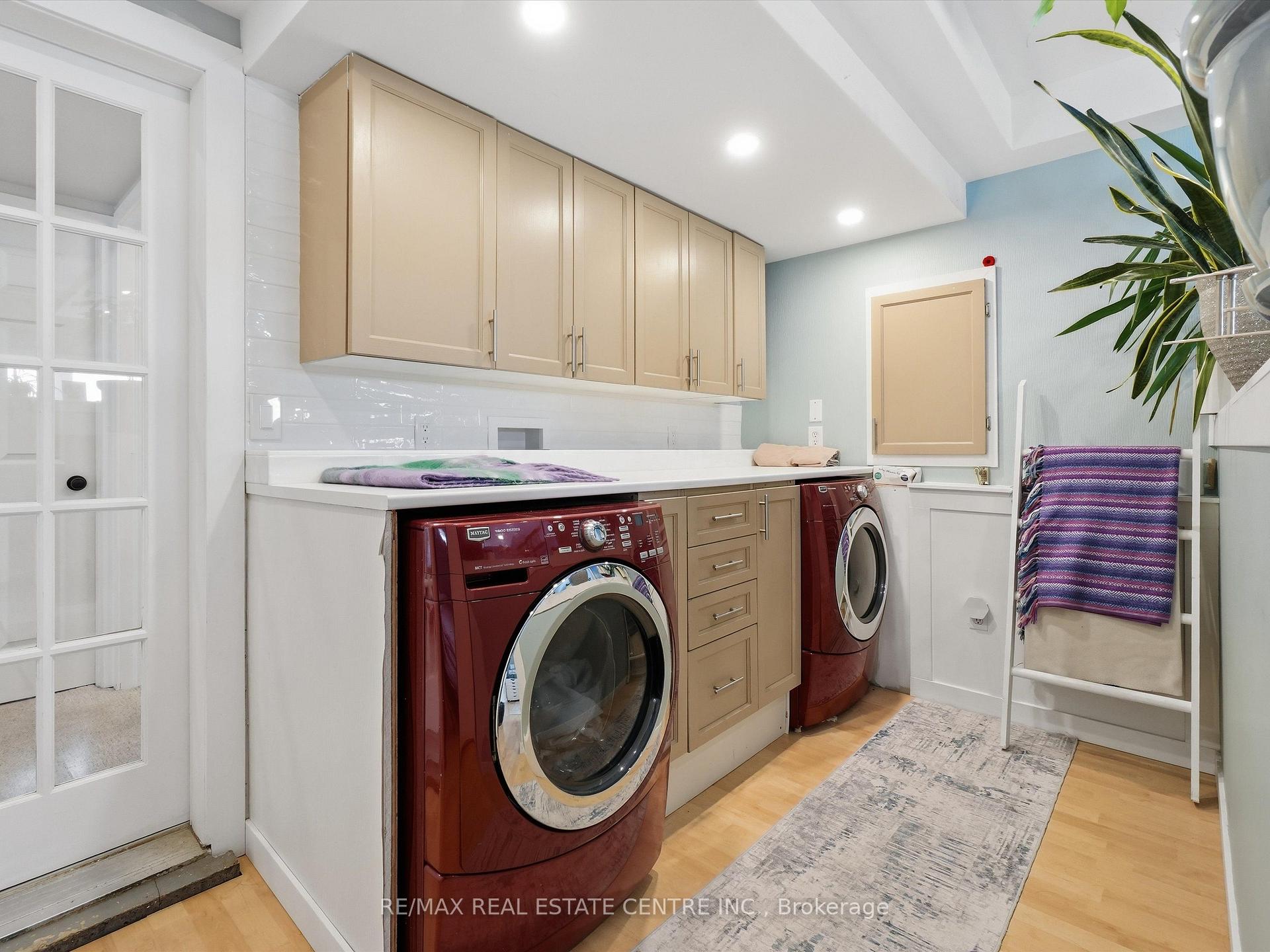 Photo 25 of 318 Shelburne Place, Shelburne — HOMEH