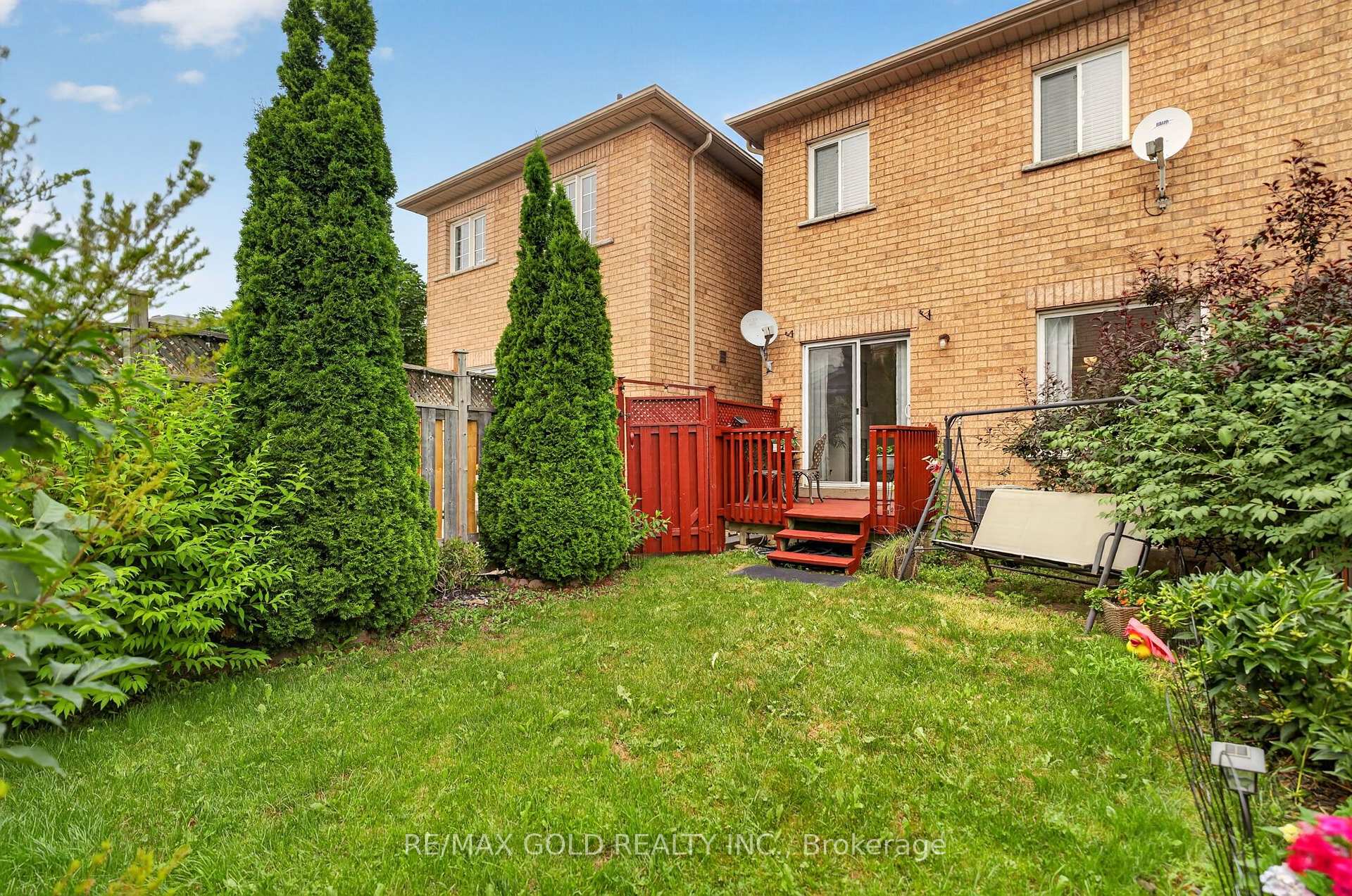 Photo 33 of 71 Spicebush Terrace, Brampton, Credit Valley — HOMEH