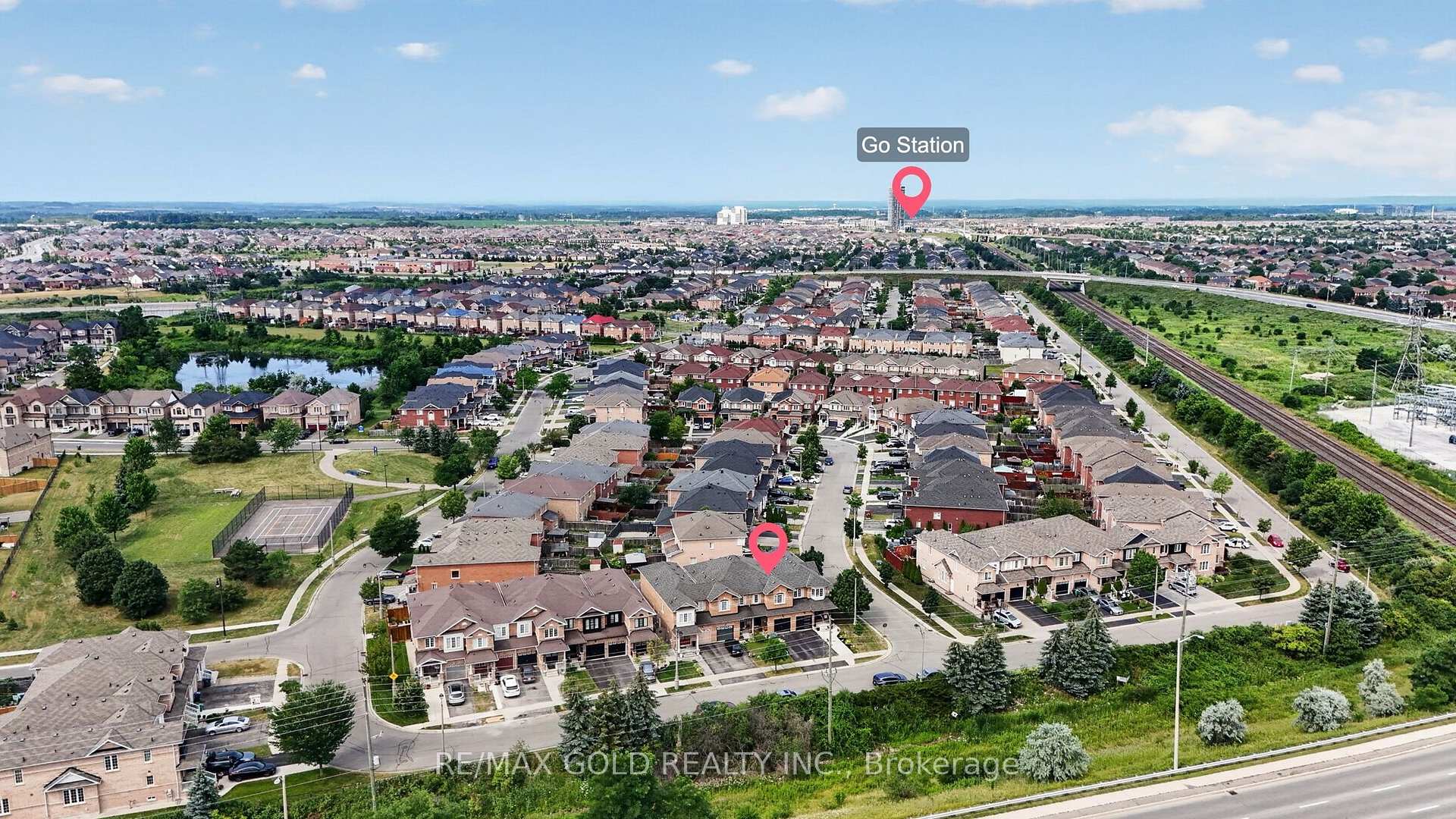 Photo 37 of 71 Spicebush Terrace, Brampton, Credit Valley — HOMEH