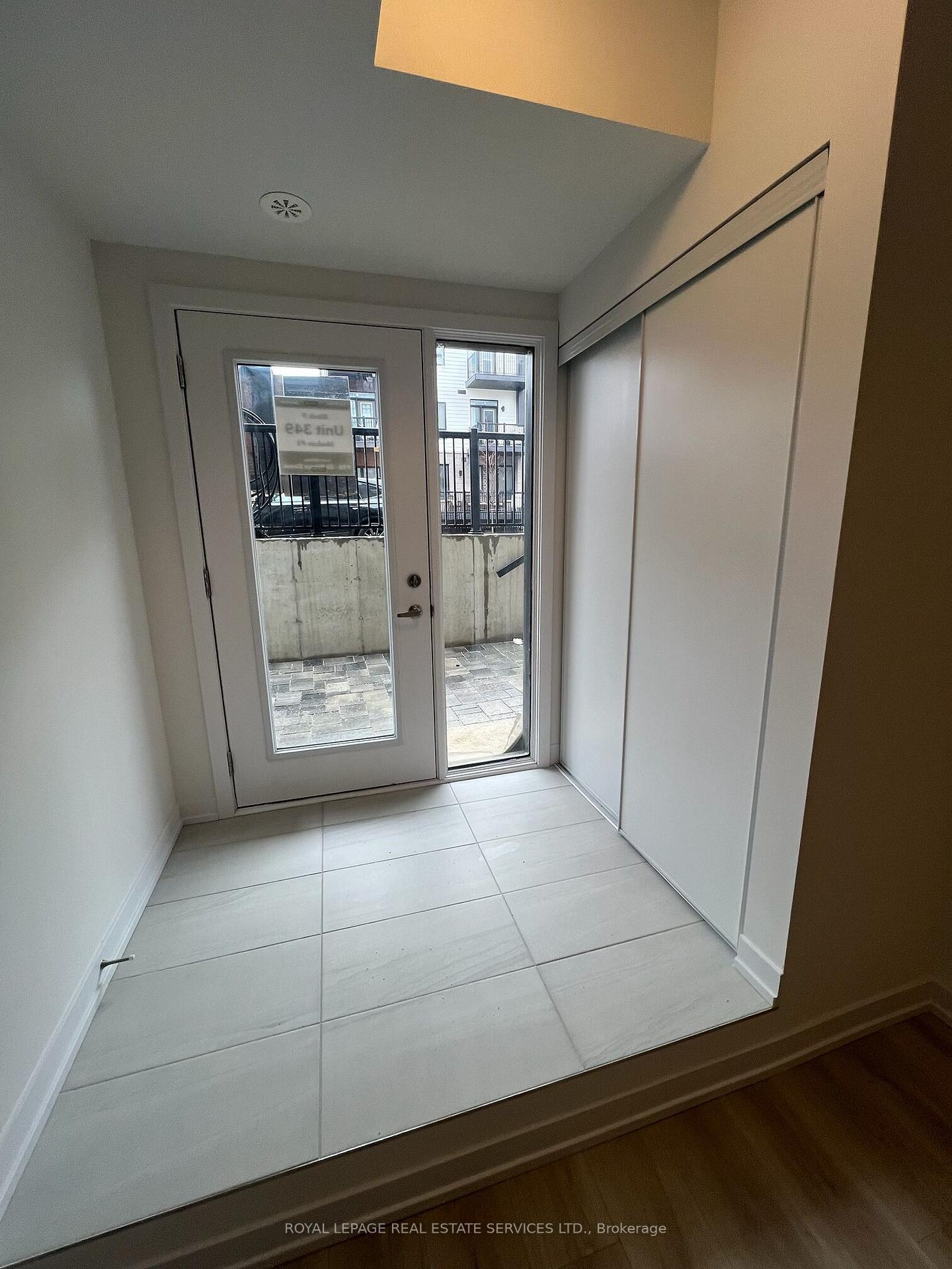Photo 2 of Unit P35, 25 Palace Street, Kitchener, Laurentian Hills — HOMEH