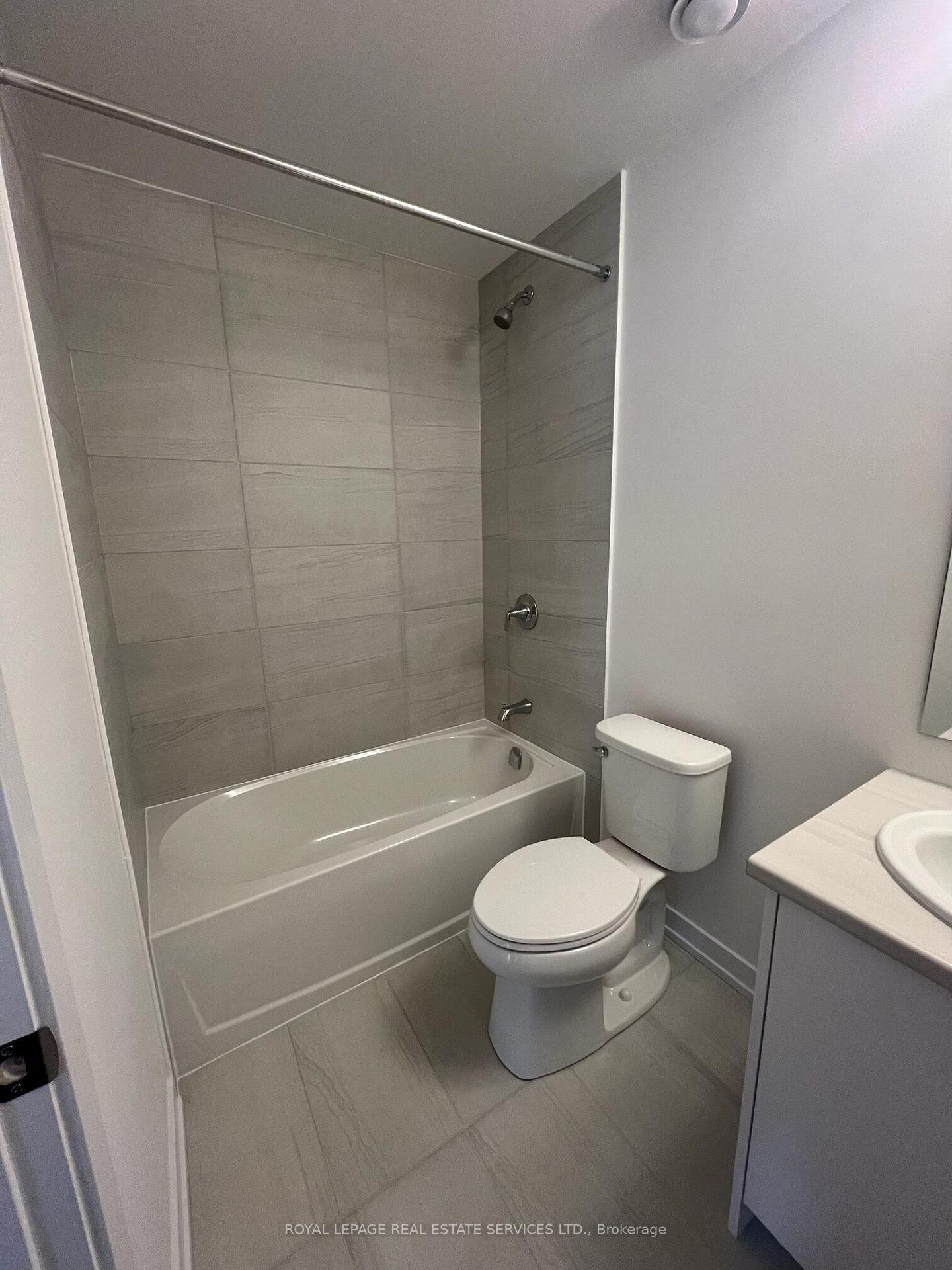 Photo 14 of Unit P35, 25 Palace Street, Kitchener, Laurentian Hills — HOMEH