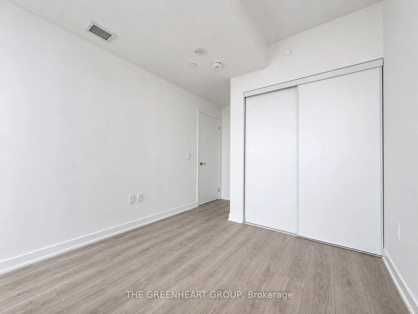 Photo 17 of Unit 2002, 1 Fairview Road E, Mississauga, Mississauga Valleys — HOMEH