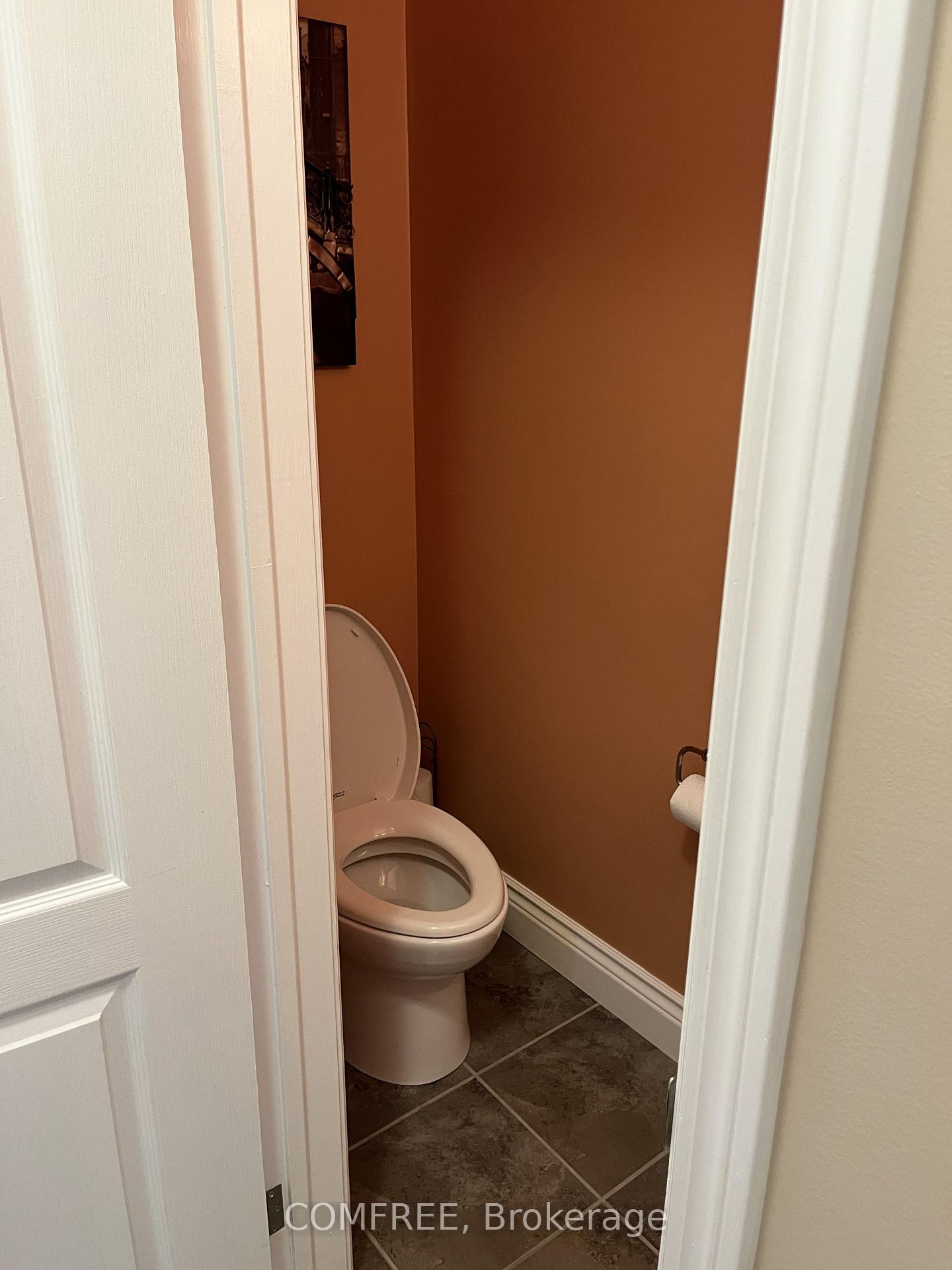 Photo 17 of 10 Trotting Way, Ottawa, Kanata - Bridlewood — HOMEH