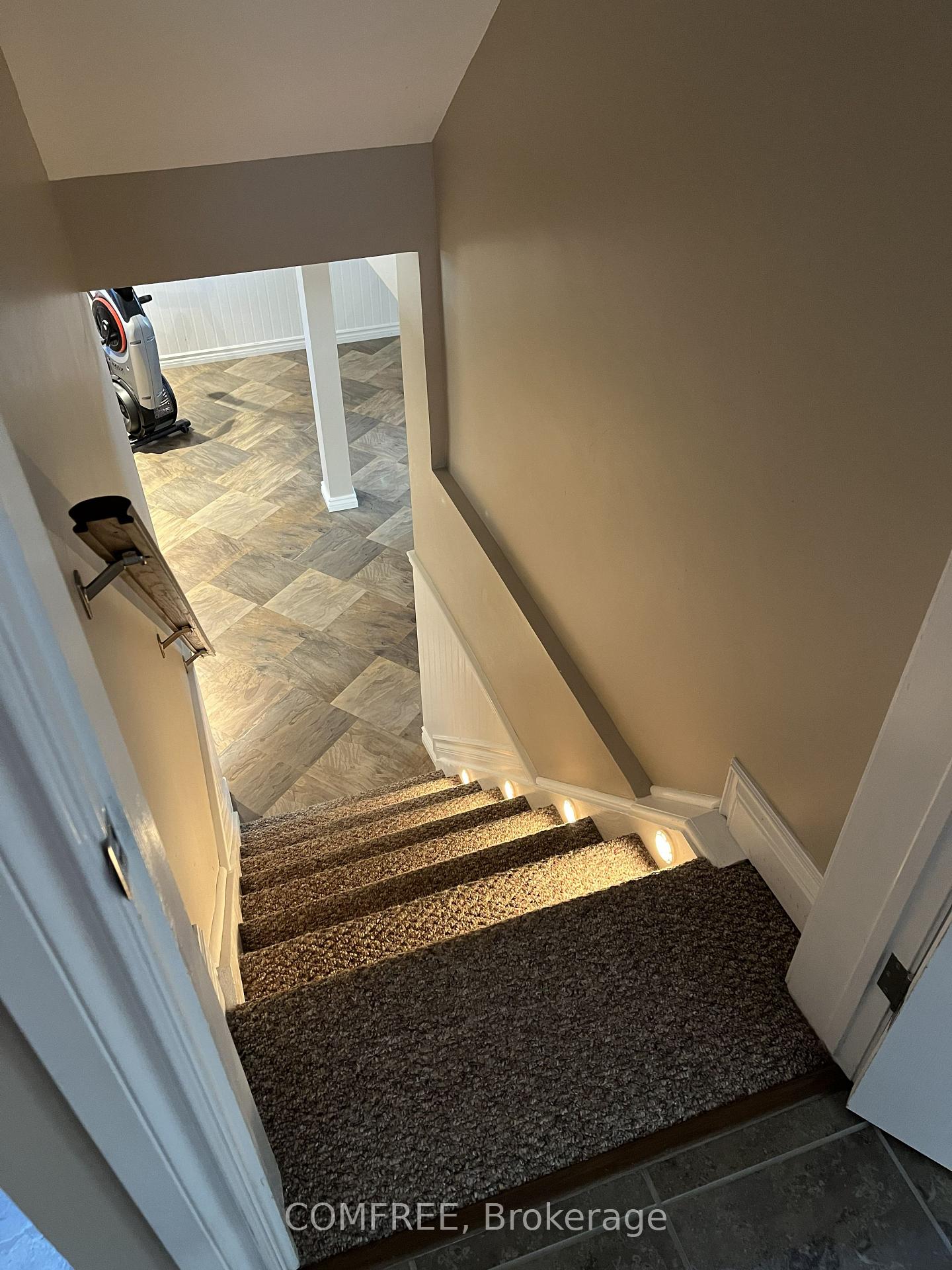 Photo 20 of 10 Trotting Way, Ottawa, Kanata - Bridlewood — HOMEH