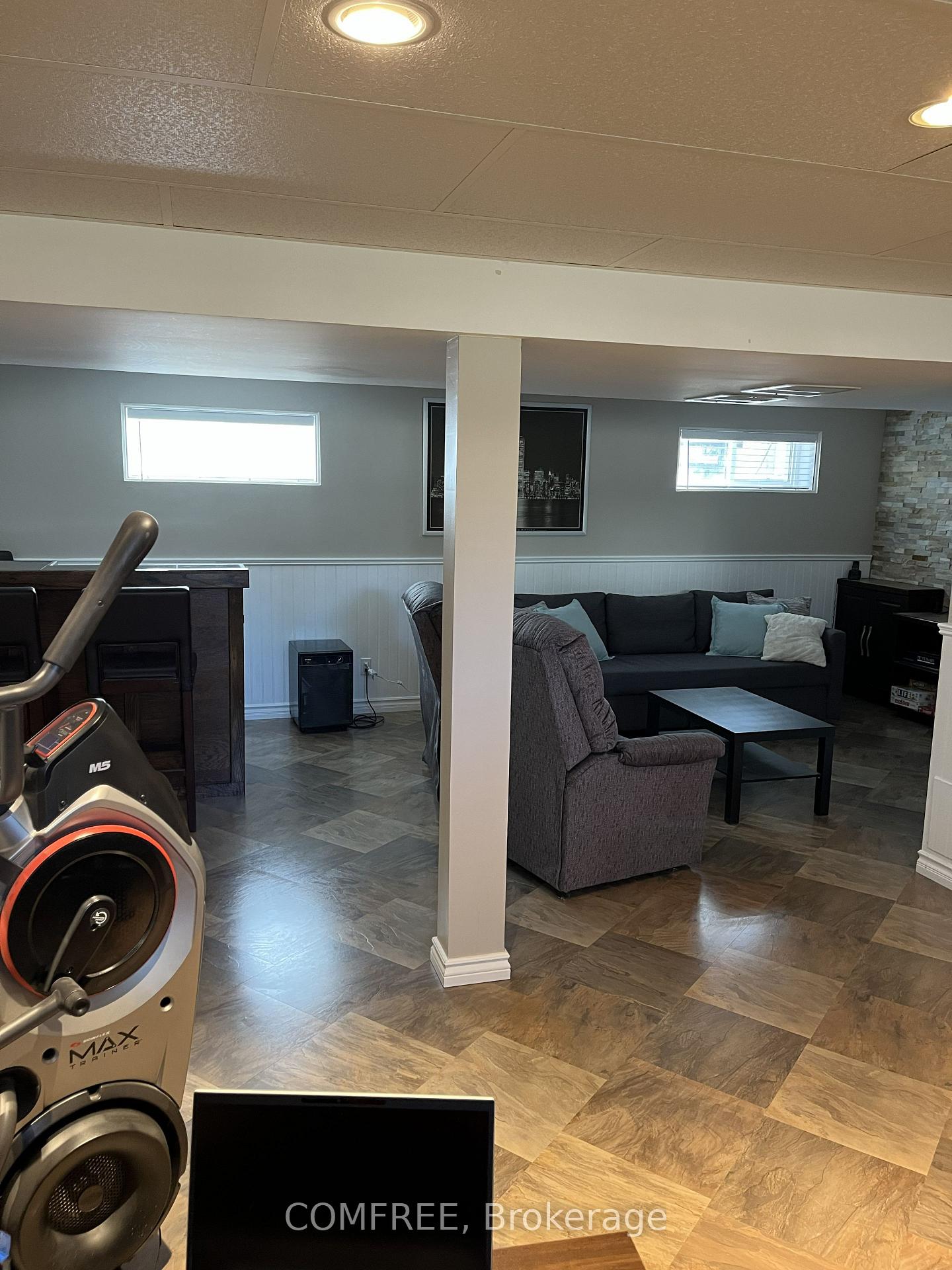 Photo 23 of 10 Trotting Way, Ottawa, Kanata - Bridlewood — HOMEH
