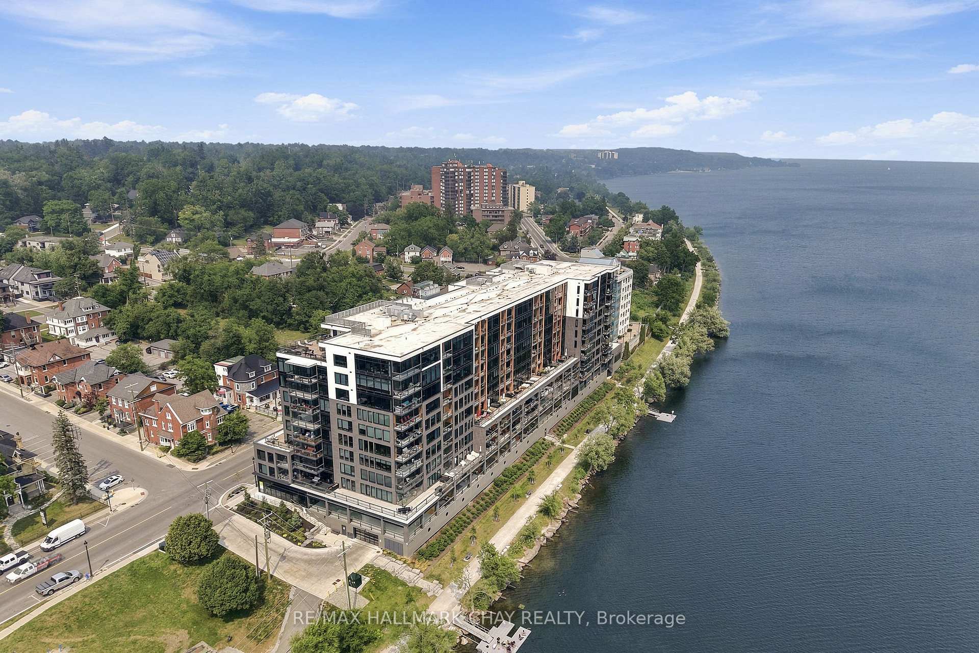 Photo 32 of Unit 914, 185 Dunlope Street E, Barrie, Lakeshore — HOMEH
