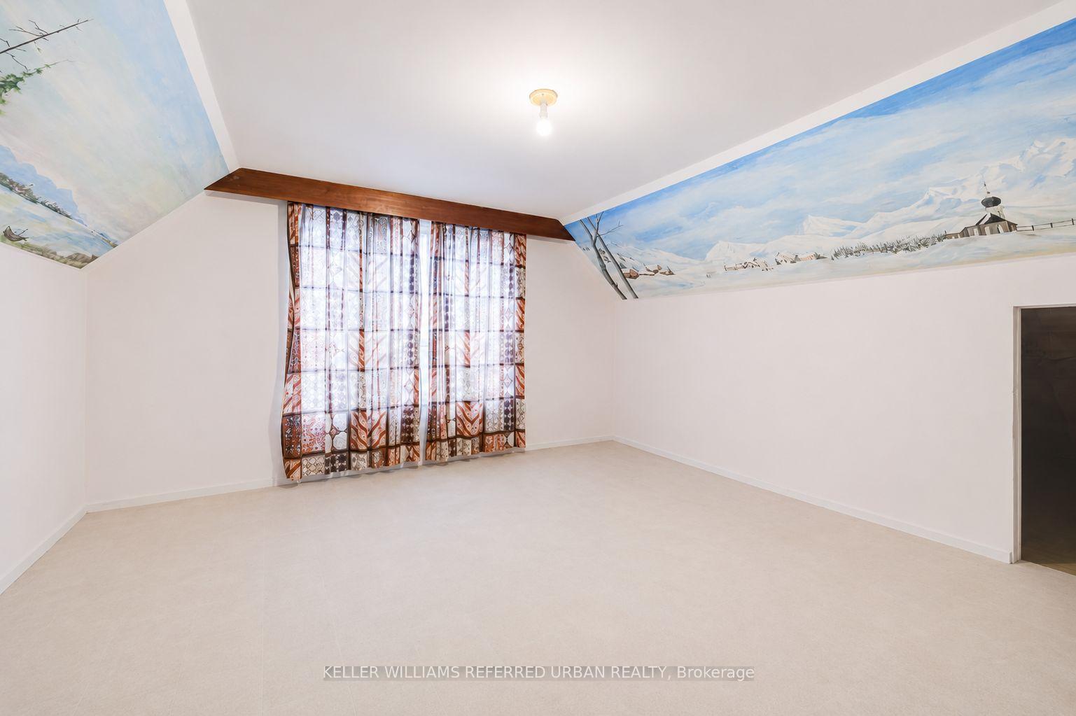 Photo 71 of 7 Saunders Crescent, Etobicoke, Stonegate-Queensway — HOMEH