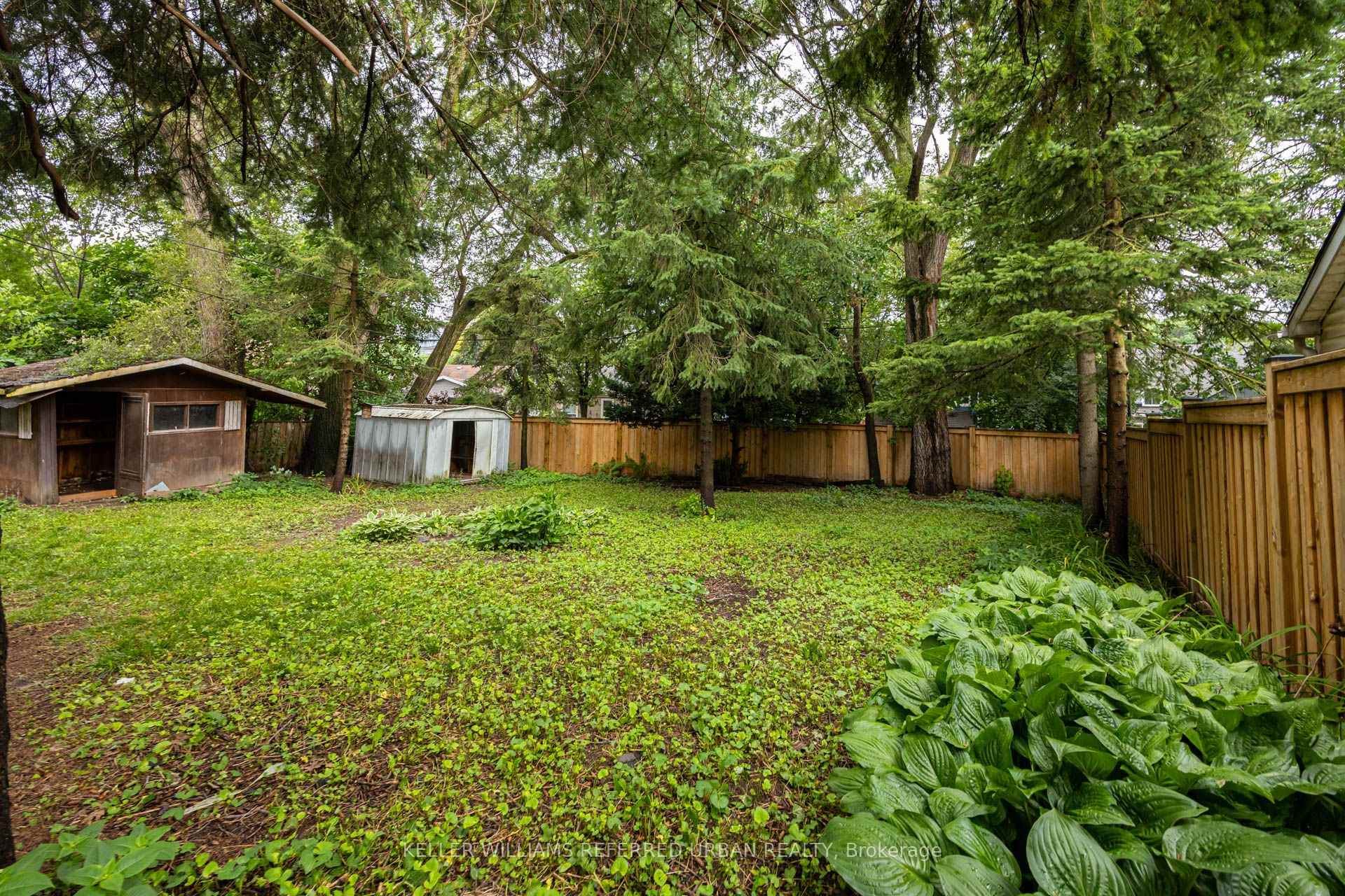 Photo 86 of 7 Saunders Crescent, Etobicoke, Stonegate-Queensway — HOMEH