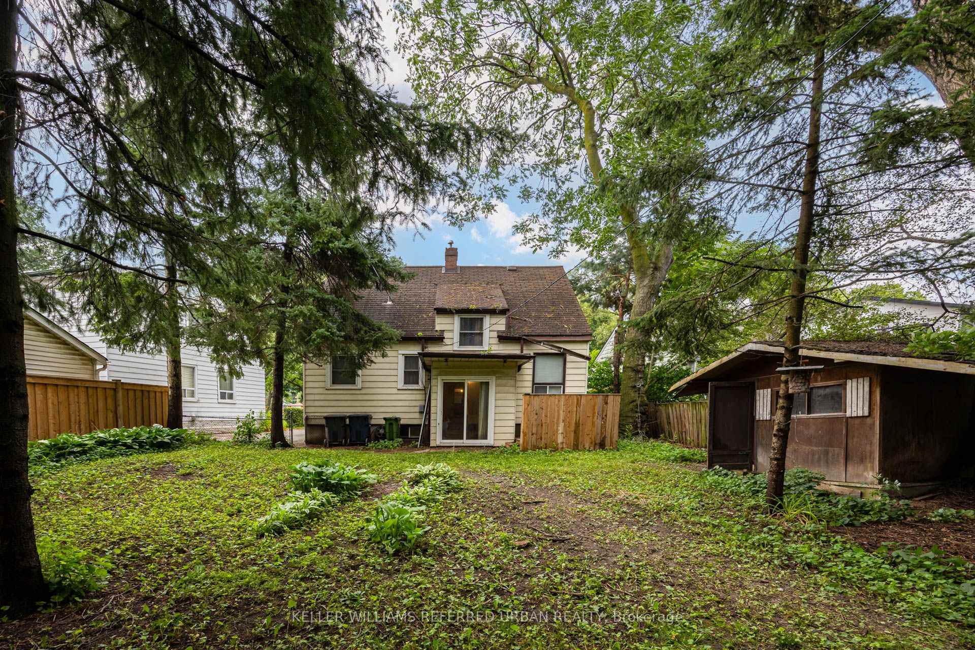 Photo 89 of 7 Saunders Crescent, Etobicoke, Stonegate-Queensway — HOMEH