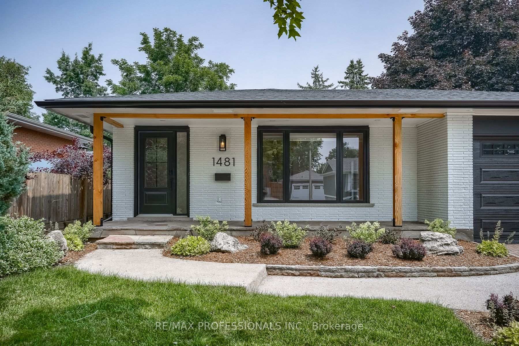 Photo 2 of 1481 Jefferson Road, Burlington, Mountainside — HOMEH