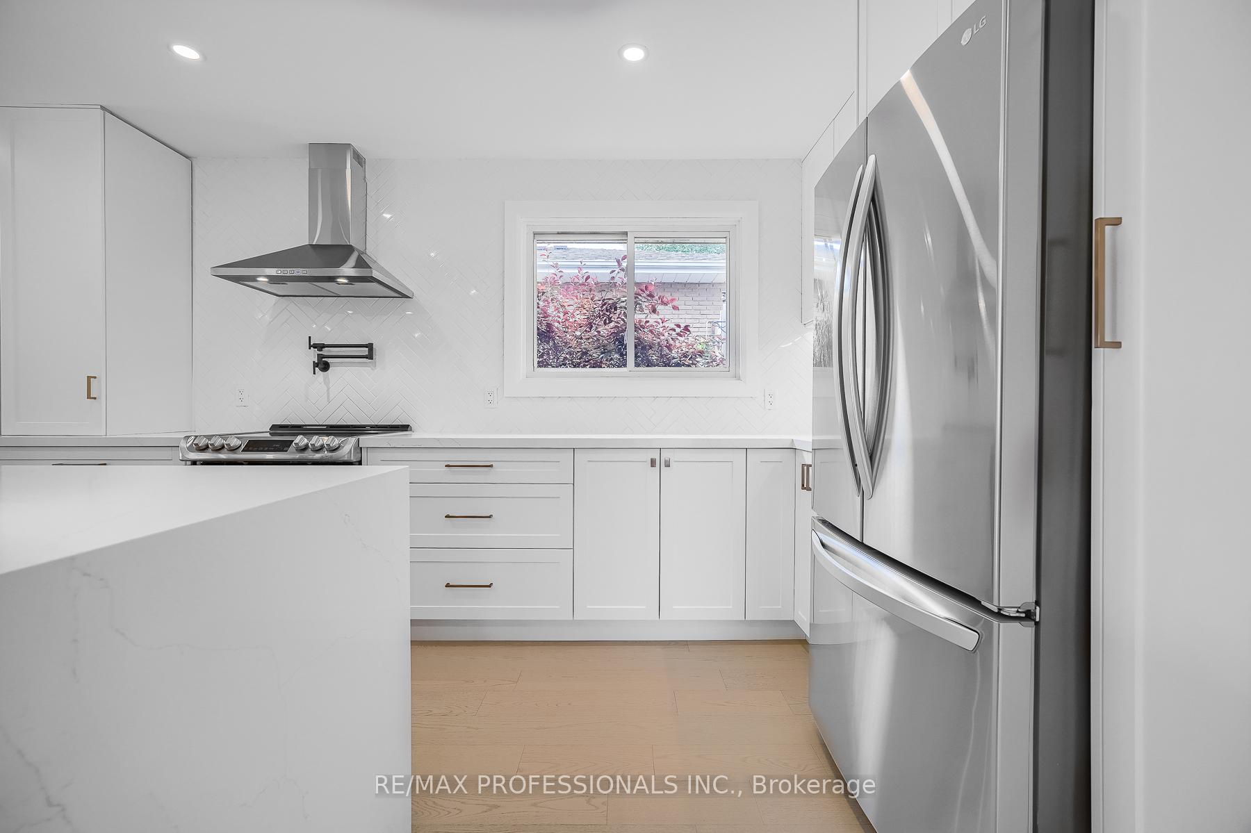 Photo 8 of 1481 Jefferson Road, Burlington, Mountainside — HOMEH