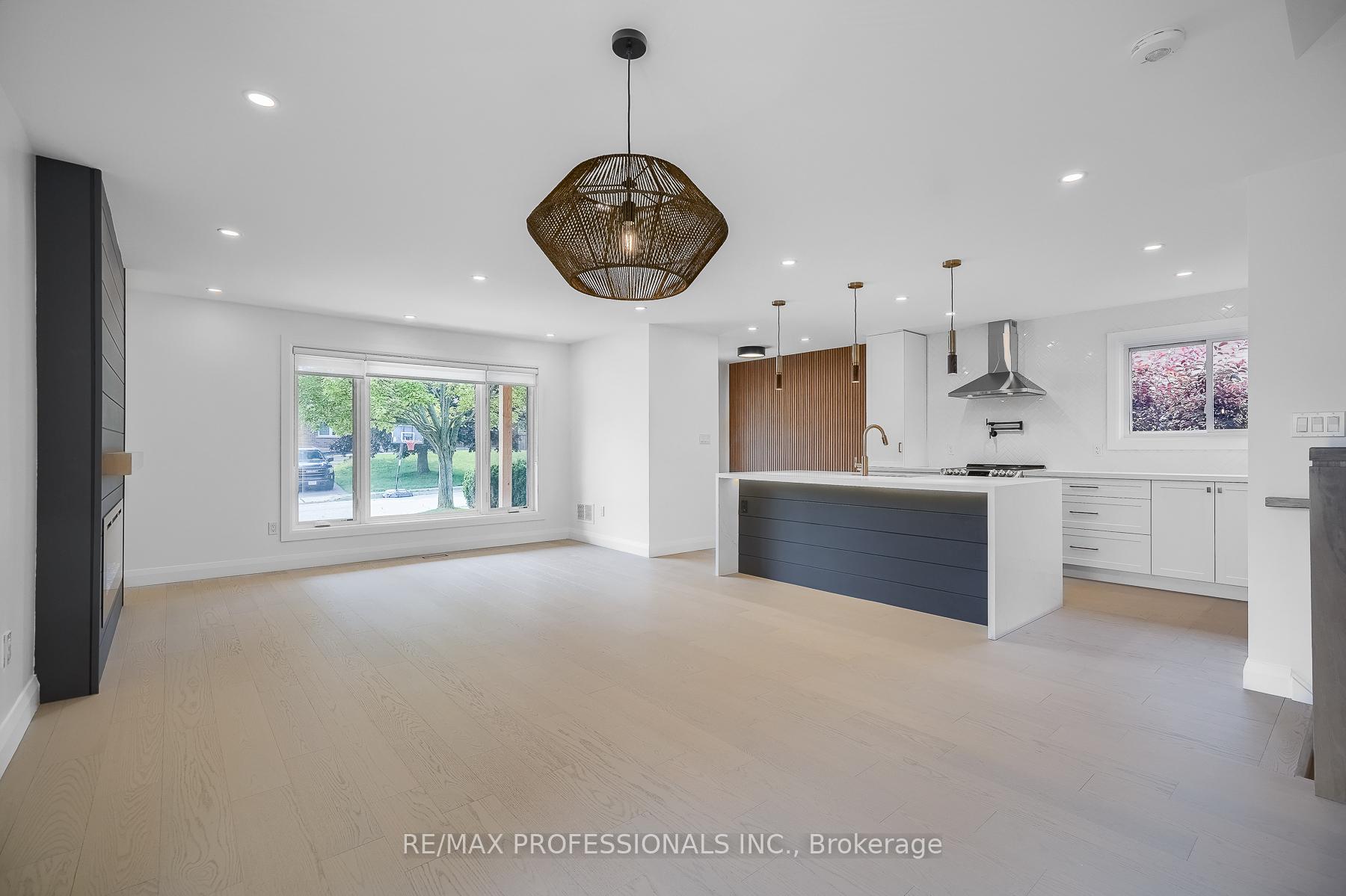 Photo 13 of 1481 Jefferson Road, Burlington, Mountainside — HOMEH