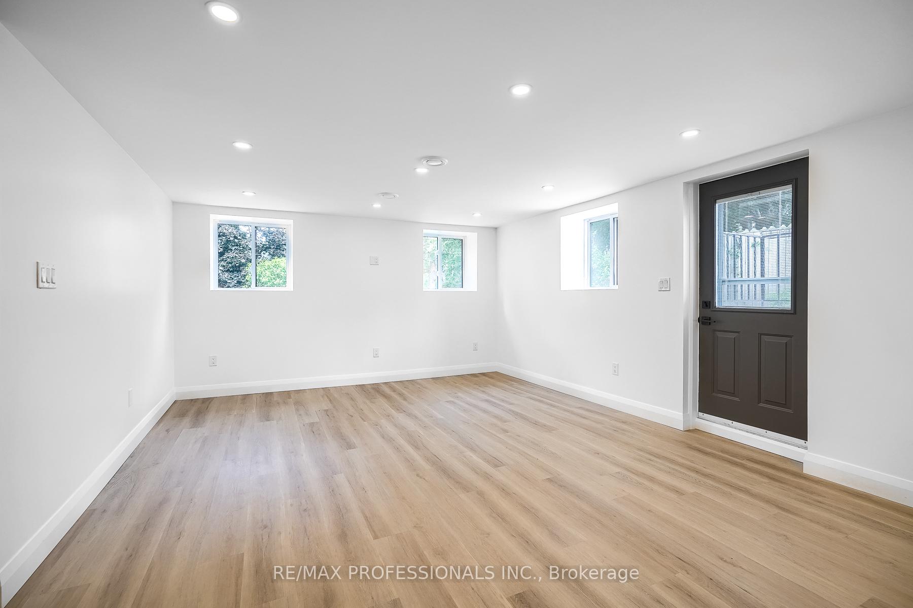 Photo 28 of 1481 Jefferson Road, Burlington, Mountainside — HOMEH