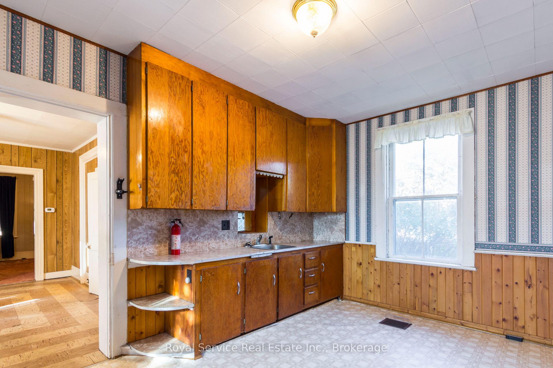 Photo 13 of 370 Division Street, Cobourg — HOMEH