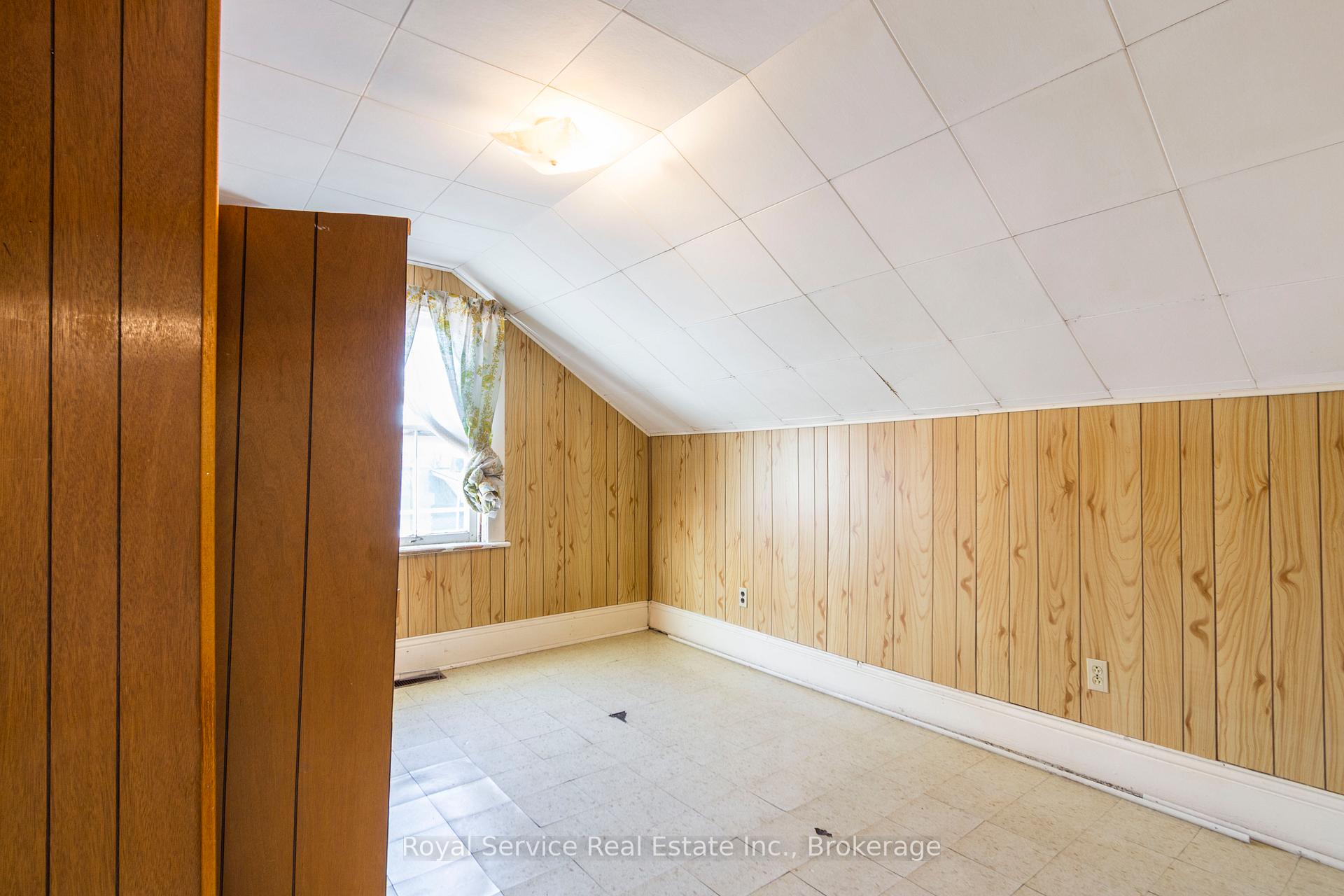 Photo 21 of 370 Division Street, Cobourg — HOMEH