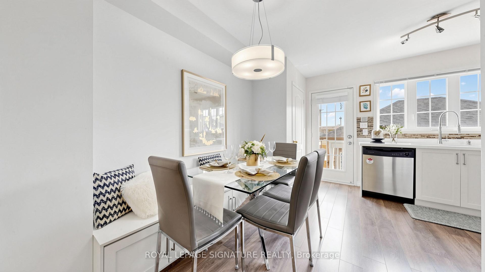 Photo 5 of 383 White's Hill Avenue, Markham, Cornell — HOMEH