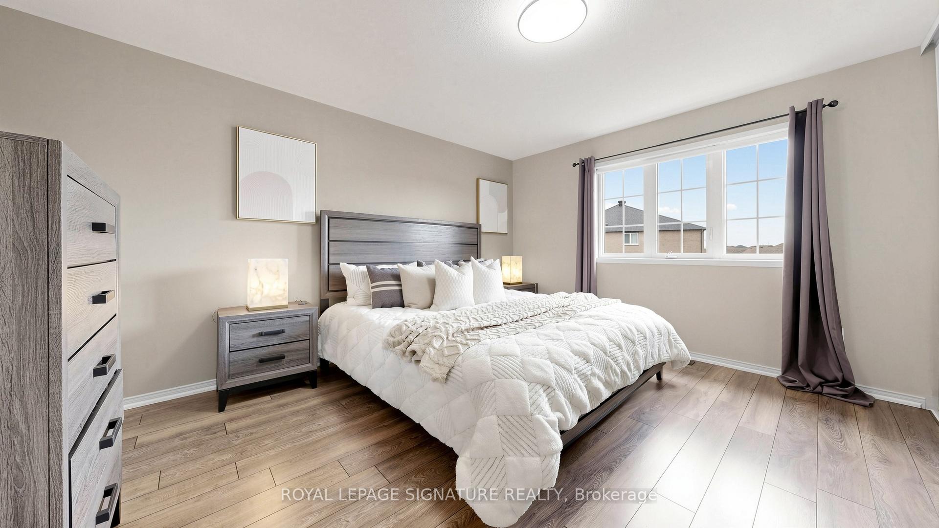 Photo 8 of 383 White's Hill Avenue, Markham, Cornell — HOMEH