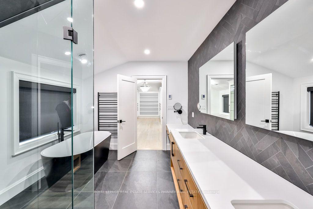 Photo 32 of 57 Joymar Drive, Mississauga, Streetsville — HOMEH