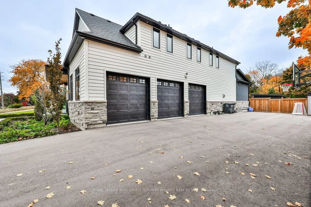 Photo 8 of 57 Joymar Drive, Mississauga, Streetsville — HOMEH