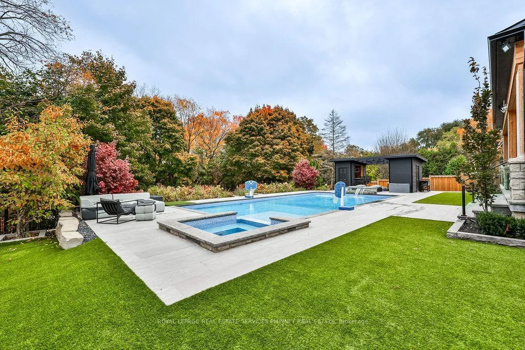 Photo 12 of 57 Joymar Drive, Mississauga, Streetsville — HOMEH