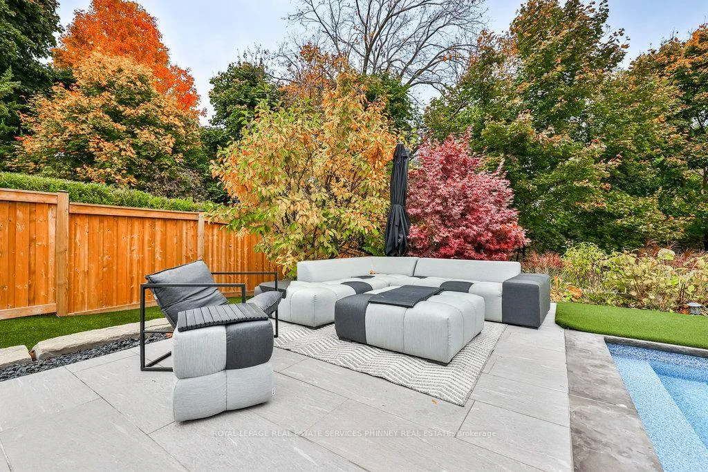 Photo 14 of 57 Joymar Drive, Mississauga, Streetsville — HOMEH