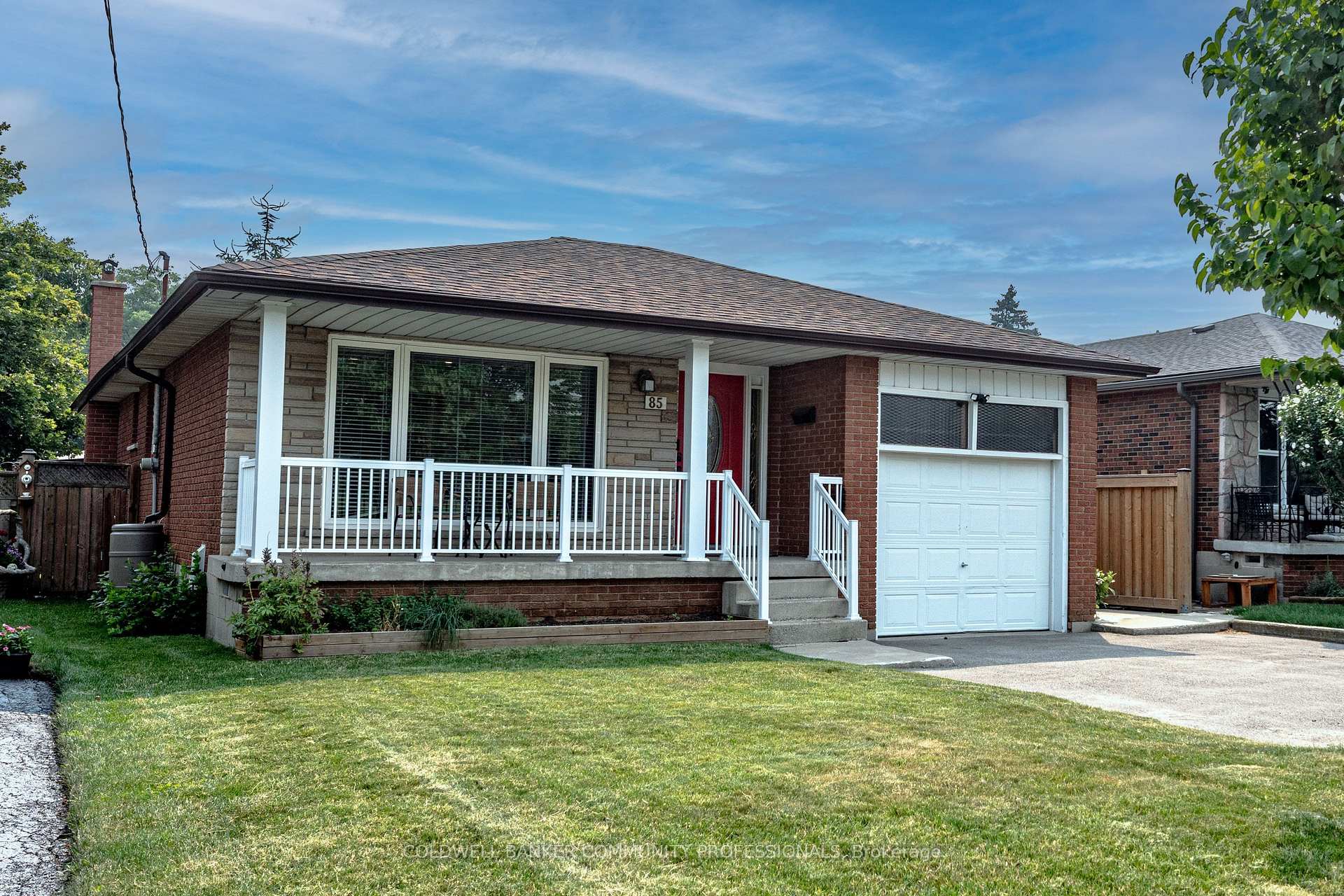 Photo 3 of 85 Lavina Crescent, Hamilton, Mountview — HOMEH